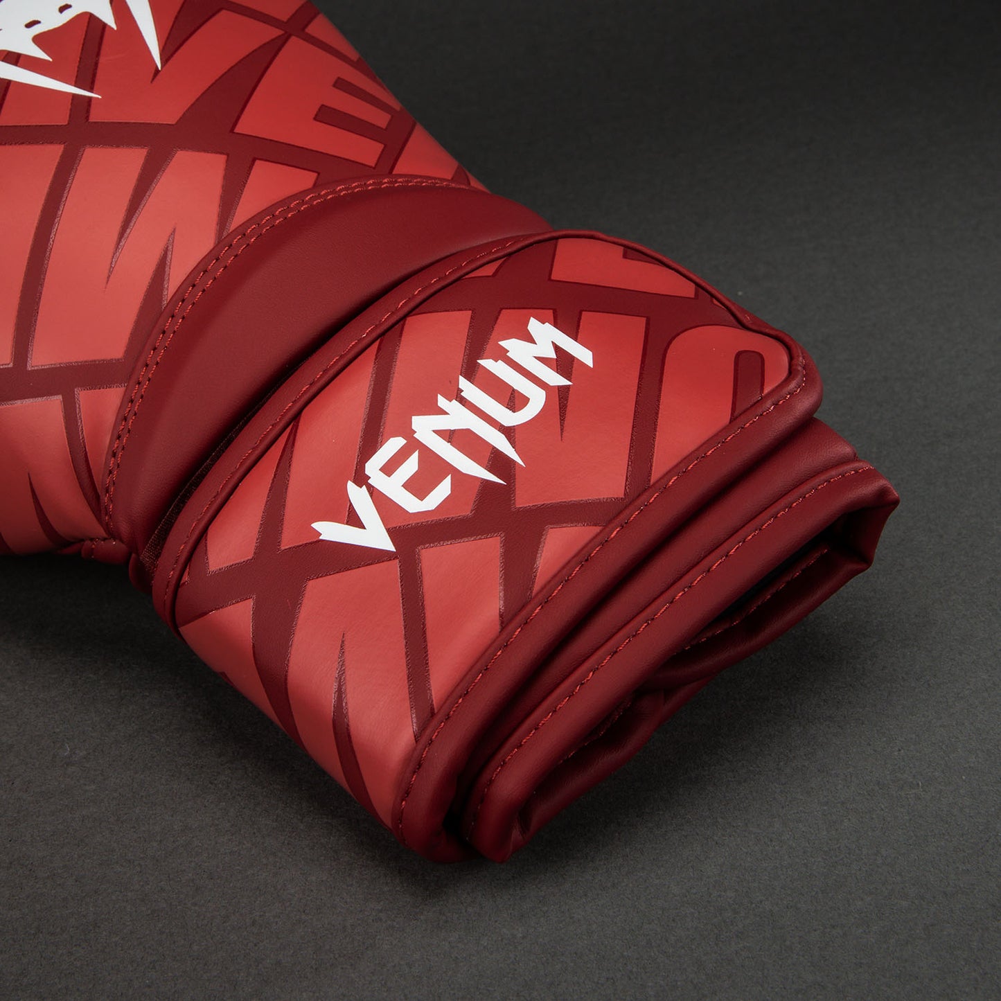Боксерские перчатки Venum Contender 1.5 XT 3D – Вишнёвый/Белый