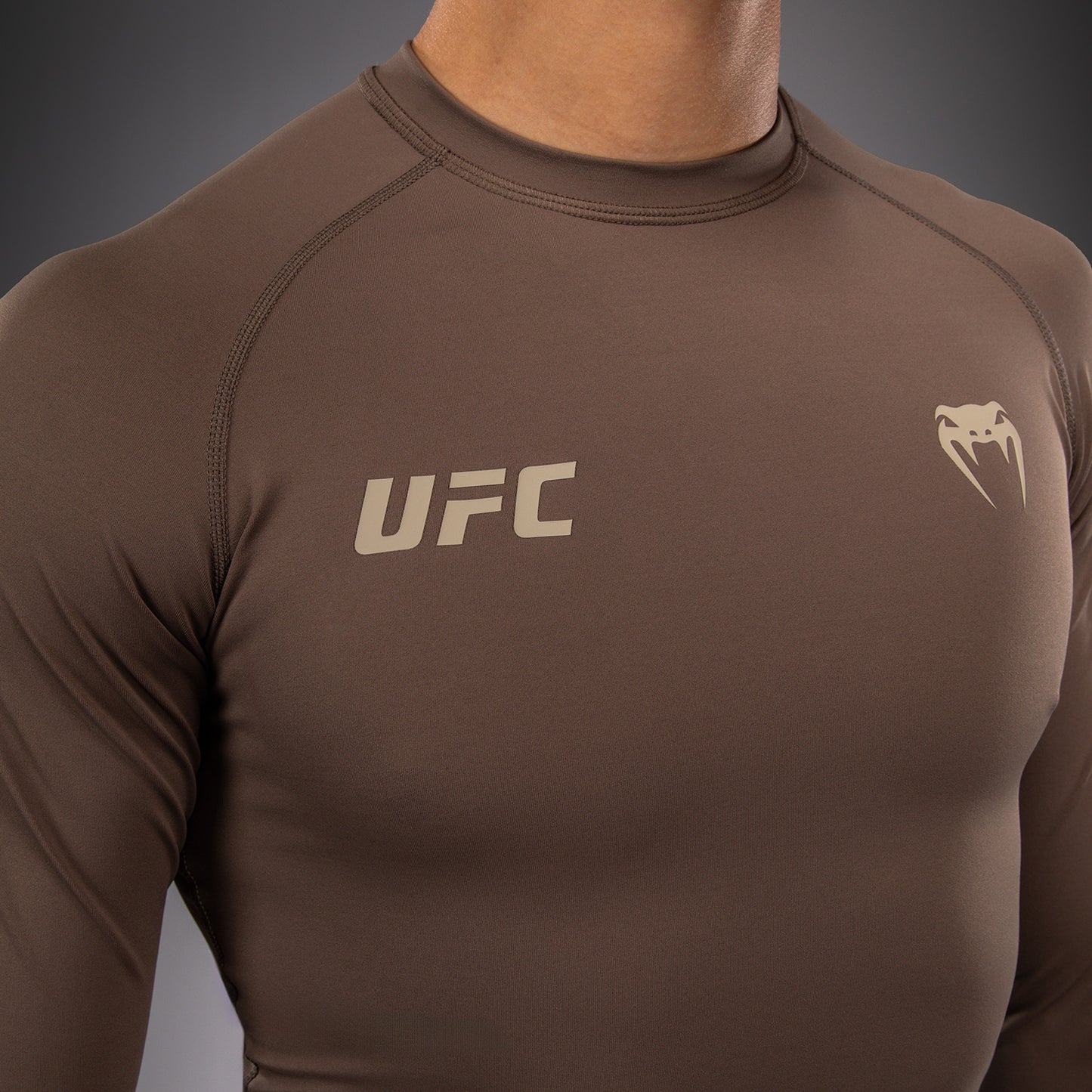 Мужской функциональный рашгард с длинным рукавом Venum UFC Unity by Venum Authentic Fight Week - Коричневый