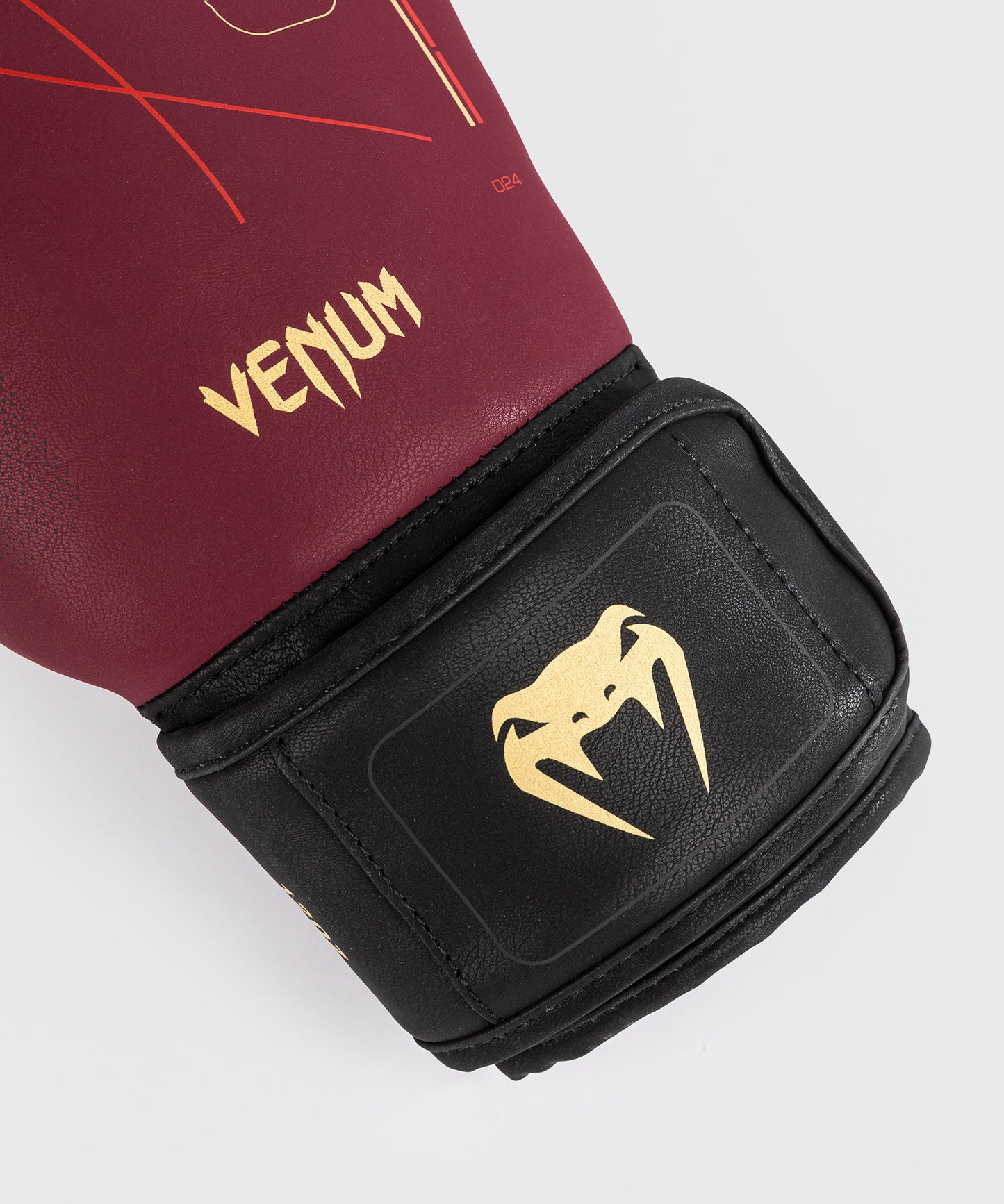 Venum Tactical XT Боксерские перчатки - черный/бордовый/золотой