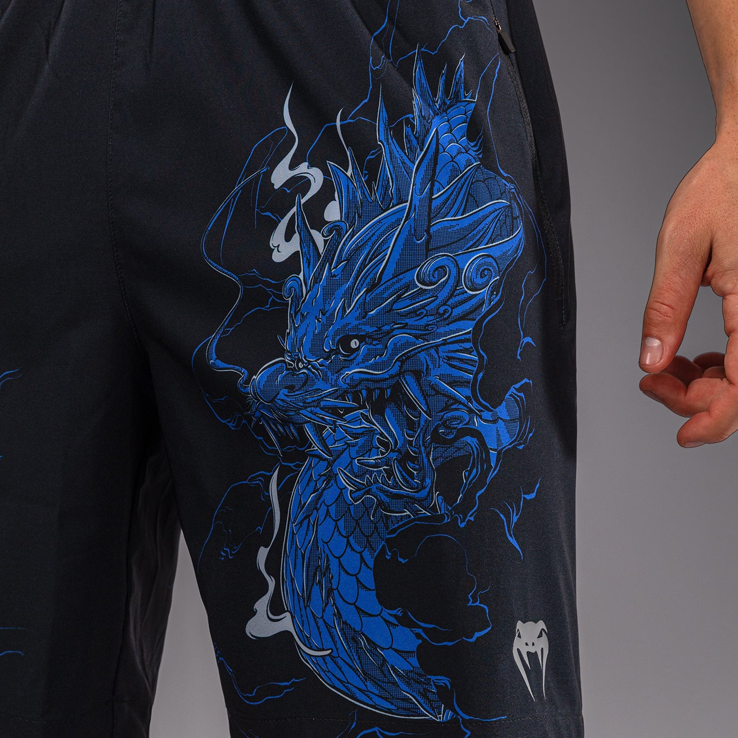 Тренировочные шорты Venum Thunder Dragon – Чёрный/Королевский синий