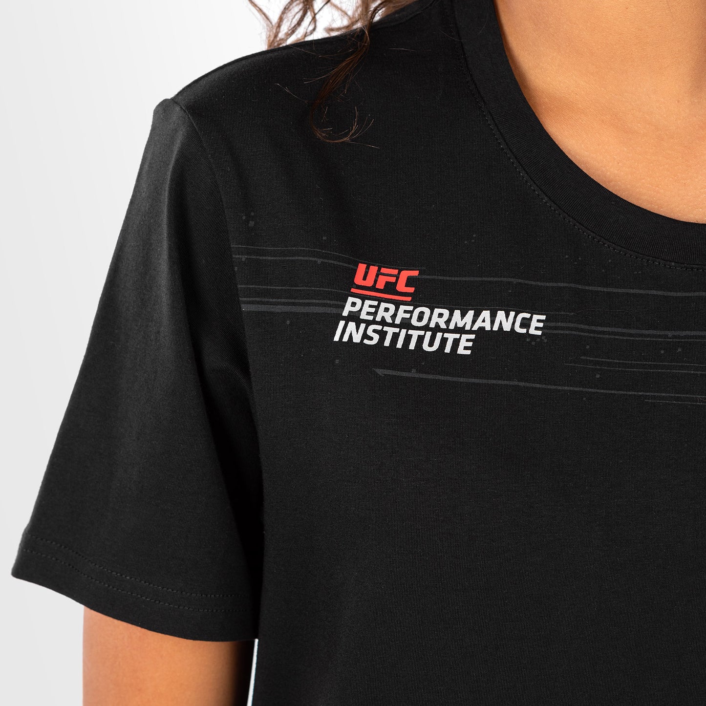 UFC Venum Performance Institute 2.0 Женская футболка - черный/красный