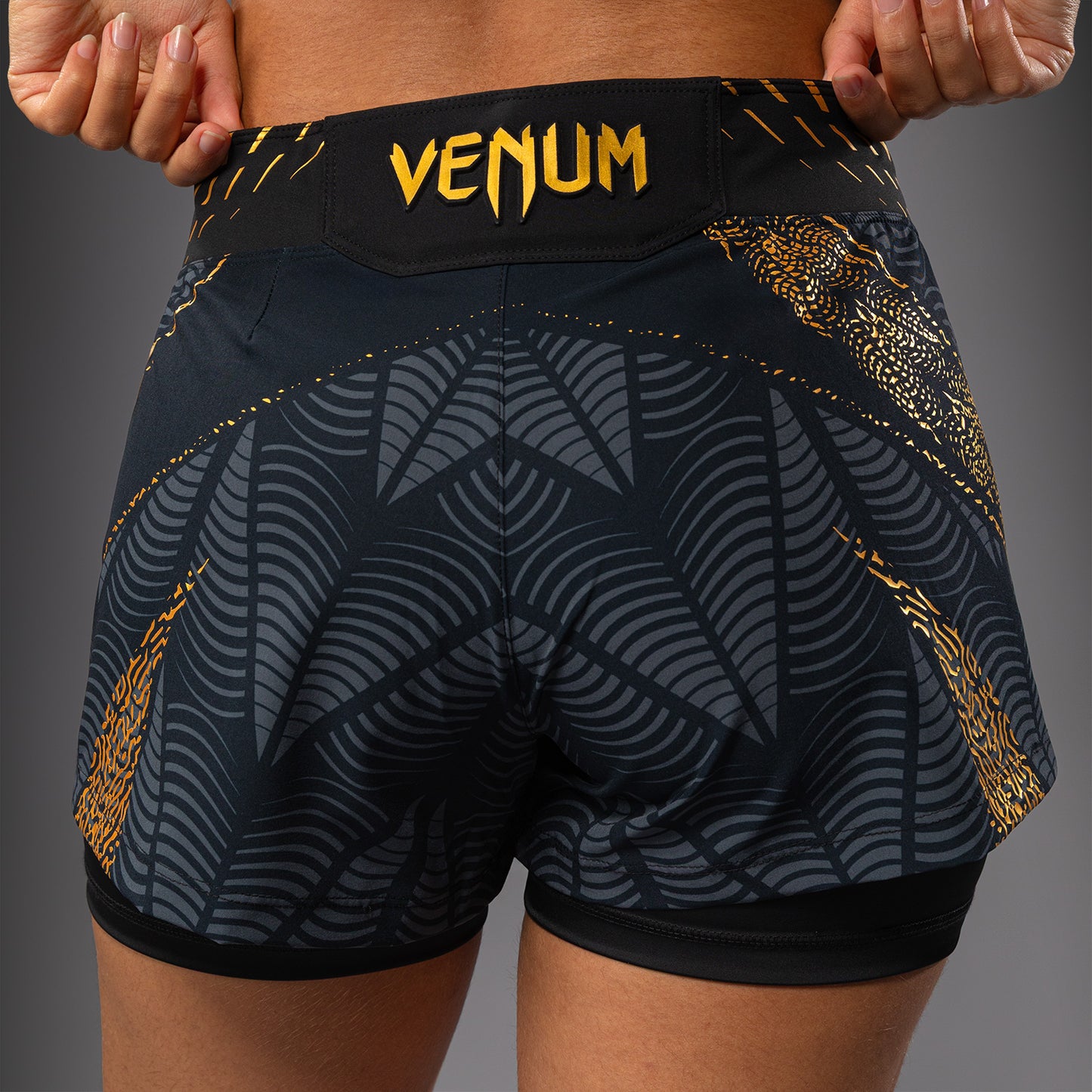UFC Zenith by Venum Authentic Fight Night Короткие Шорты Fight Женские - Champion