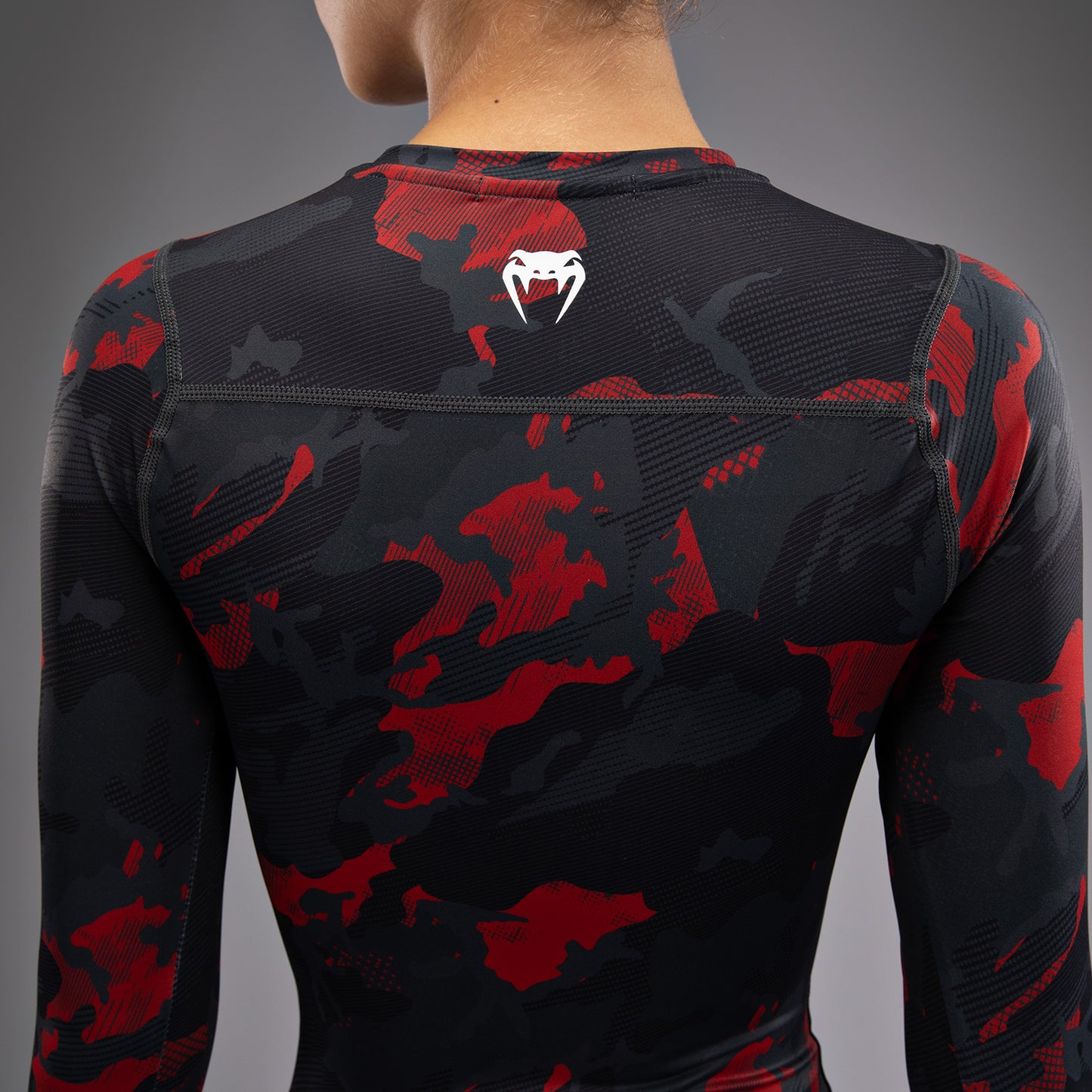Venum x Sophia Rose Женская Рашгард с длинным рукавом - Urban Red Camo