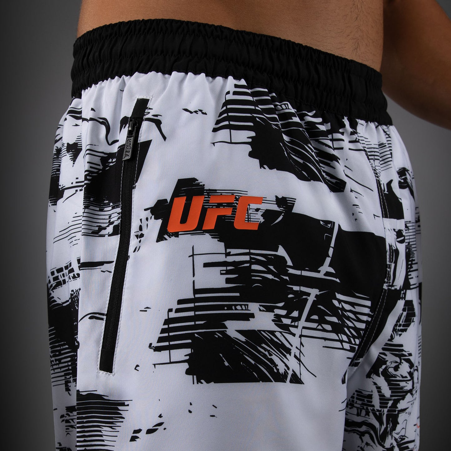 UFC Zenith by Venum Authentic Fight Week Шорты Performance Мужские - Белый