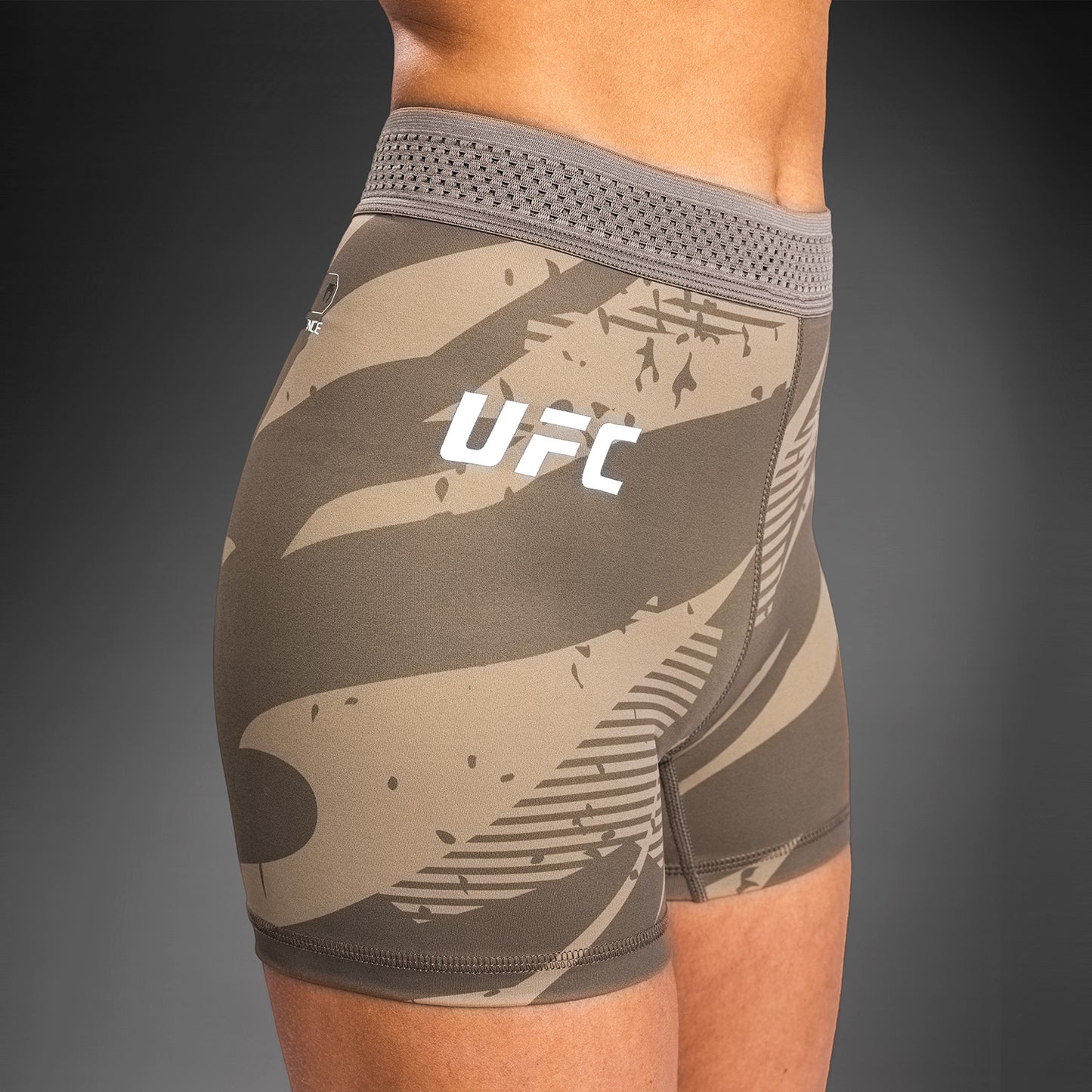 Женские Шорты Vale Tudo UFC Adrenaline By Venum Fight Week - Desert Camo