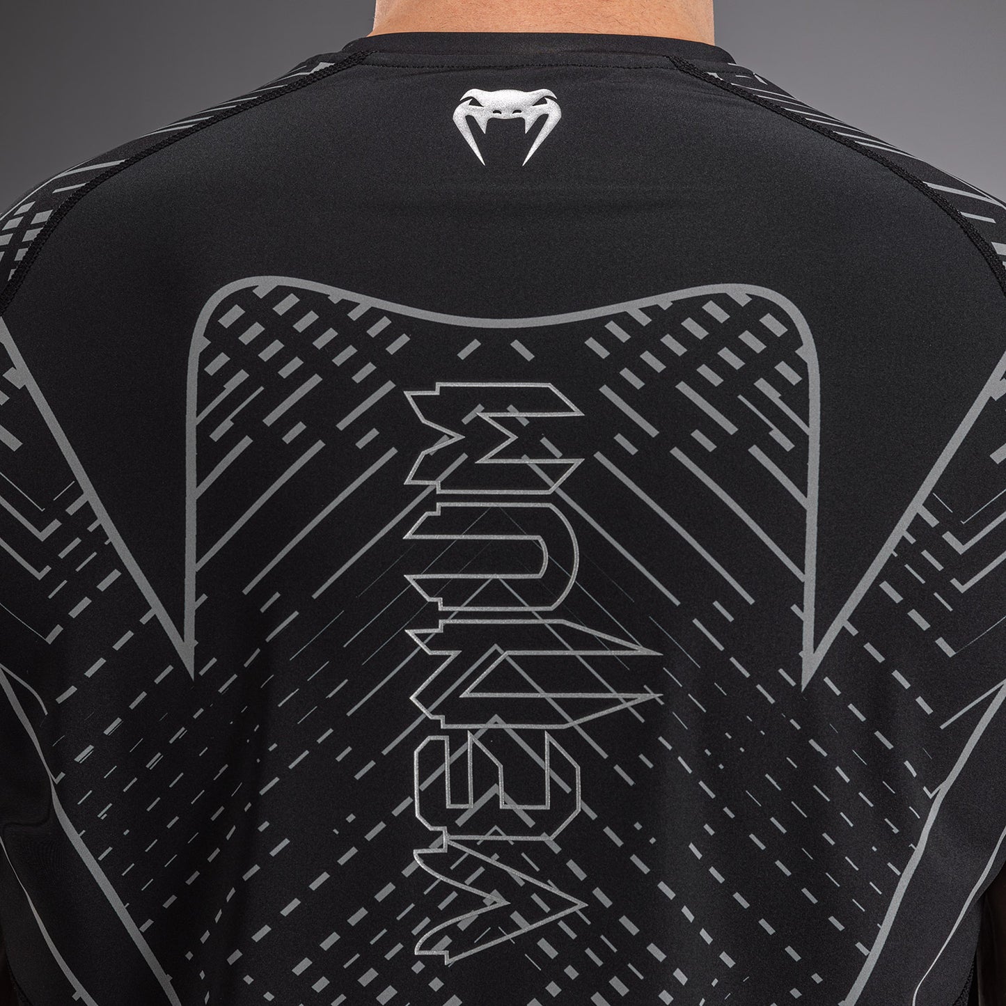 Футболка Dry Tech Venum Midnight Fury – Чёрный/Серый/Серебристый