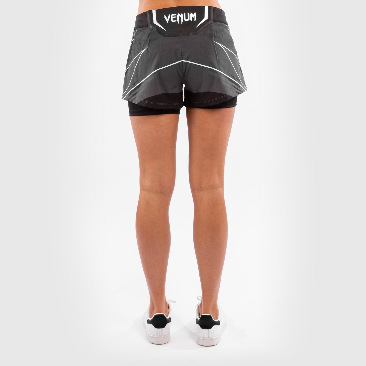 Женские шорты Venum UFC Authentic Fight Night – Чёрный