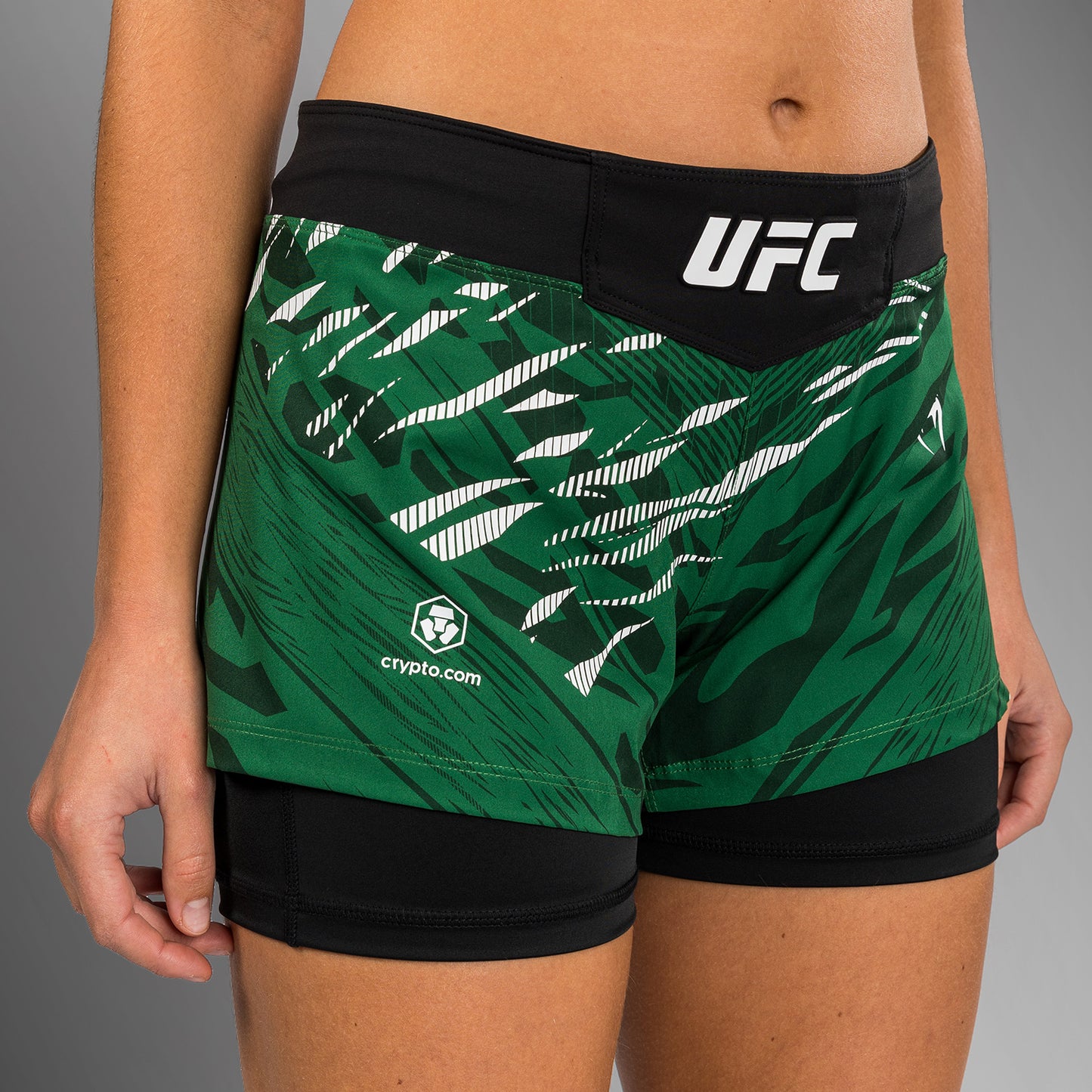Шорты для борьбы UFC Fusion by Venum Authentic Fight Night для женщин - Green