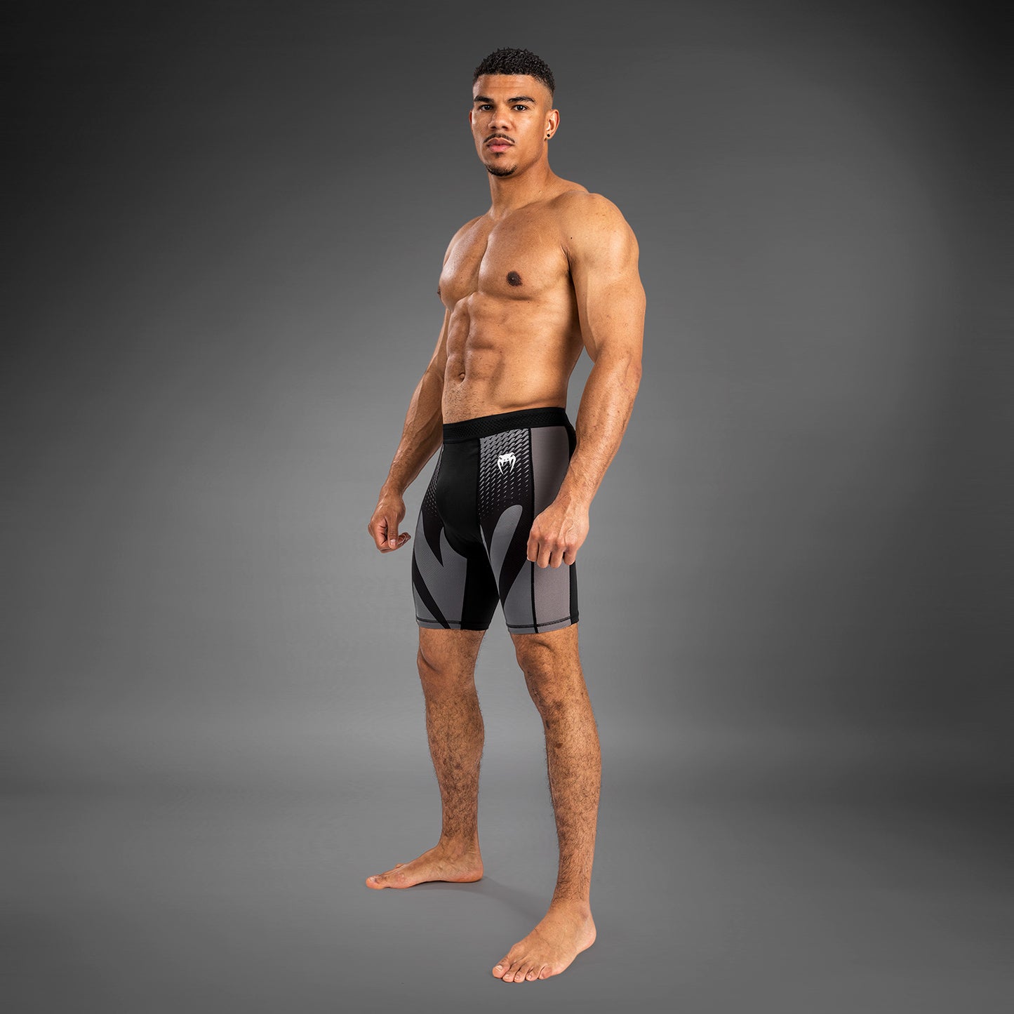 Мужские шорты Venum Attack Vale Tudo Short - черный