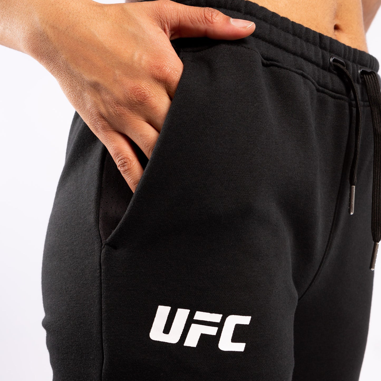 ЖЕНСКИЕ ДЖОГГЕРЫ UFC VENUM REPLICA - Чёрный