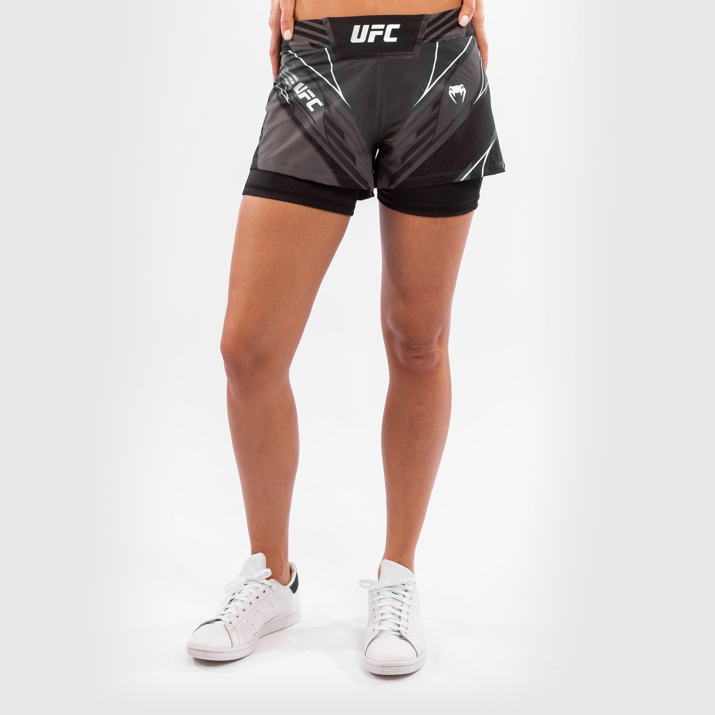 Женские шорты Venum UFC Authentic Fight Night – Чёрный