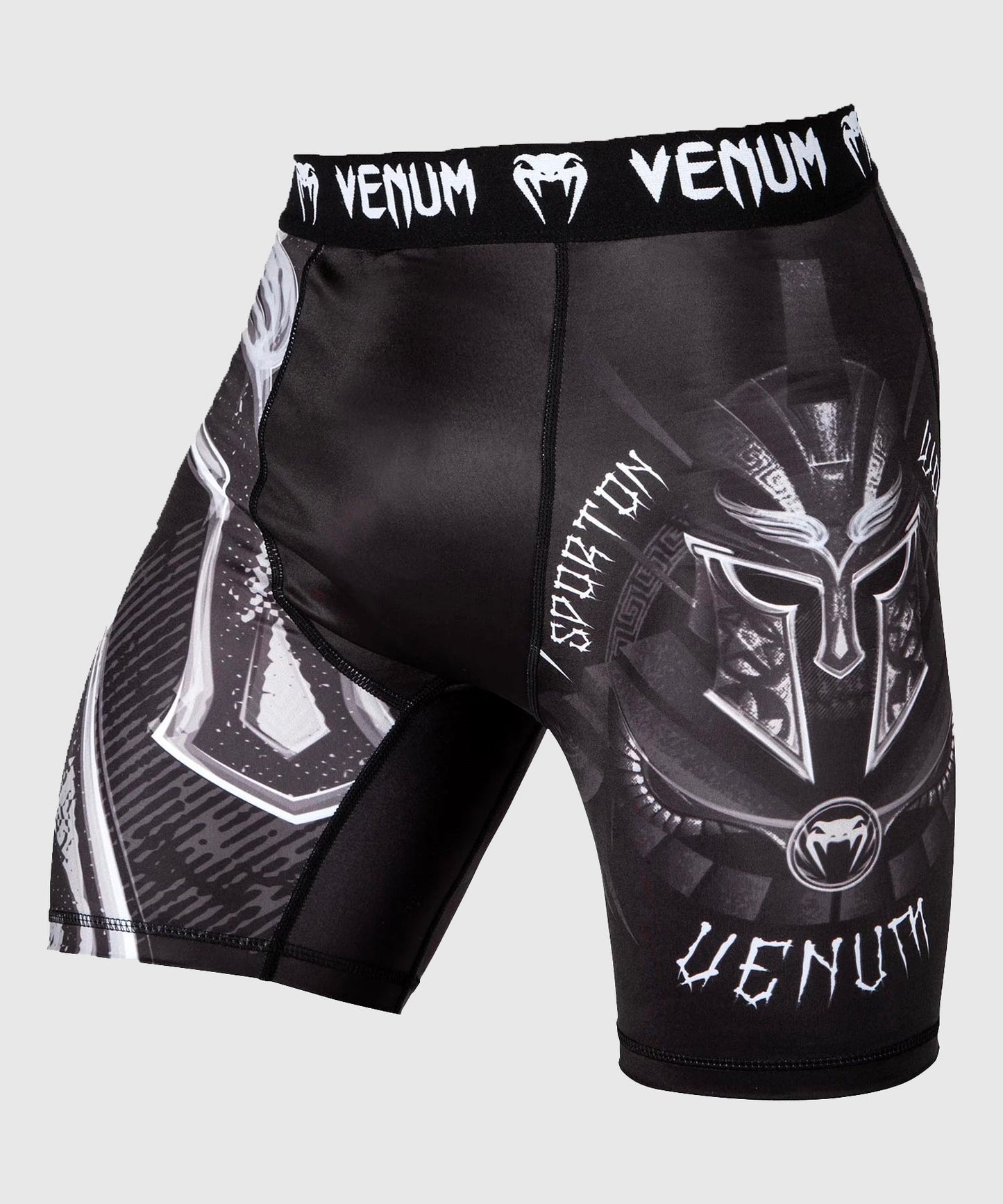 ШОРТЫ VENUM GLADIATOR 3.0 VALE TUDO - ЧЕРНЫЙ/БЕЛЫЙ