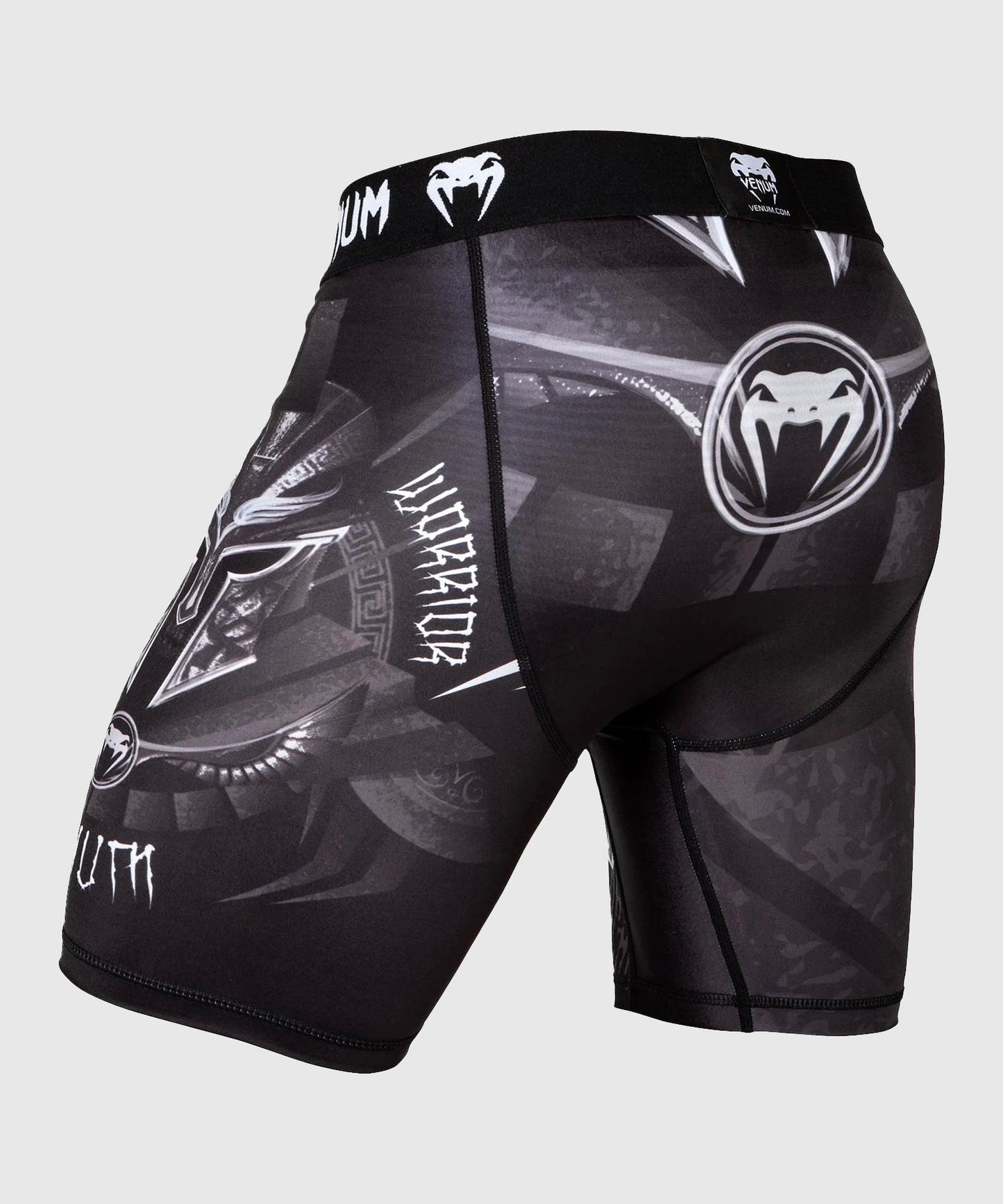 ШОРТЫ VENUM GLADIATOR 3.0 VALE TUDO - ЧЕРНЫЙ/БЕЛЫЙ