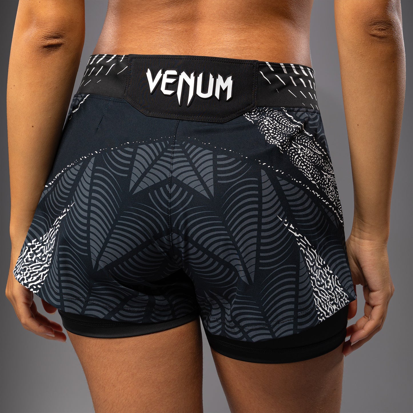 UFC Zenith by Venum Authentic Fight Night Короткие Шорты Fight Женские - Чёрный