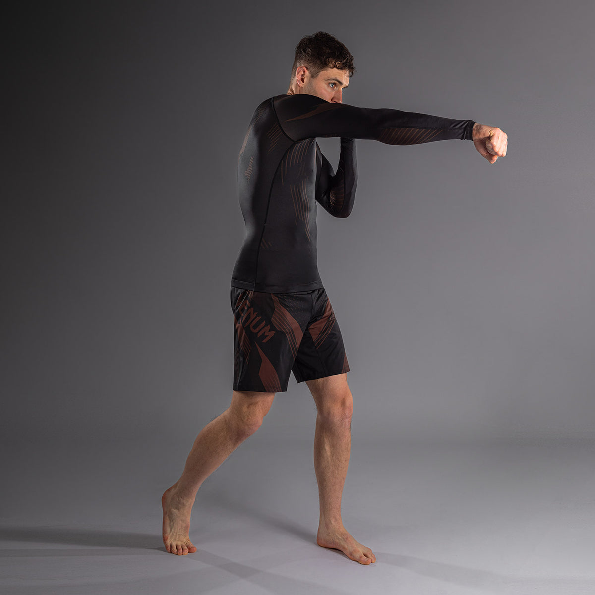 Рашгард с длинным рукавом Venum No-Gi 6.0 - Чёрный/Коричневый