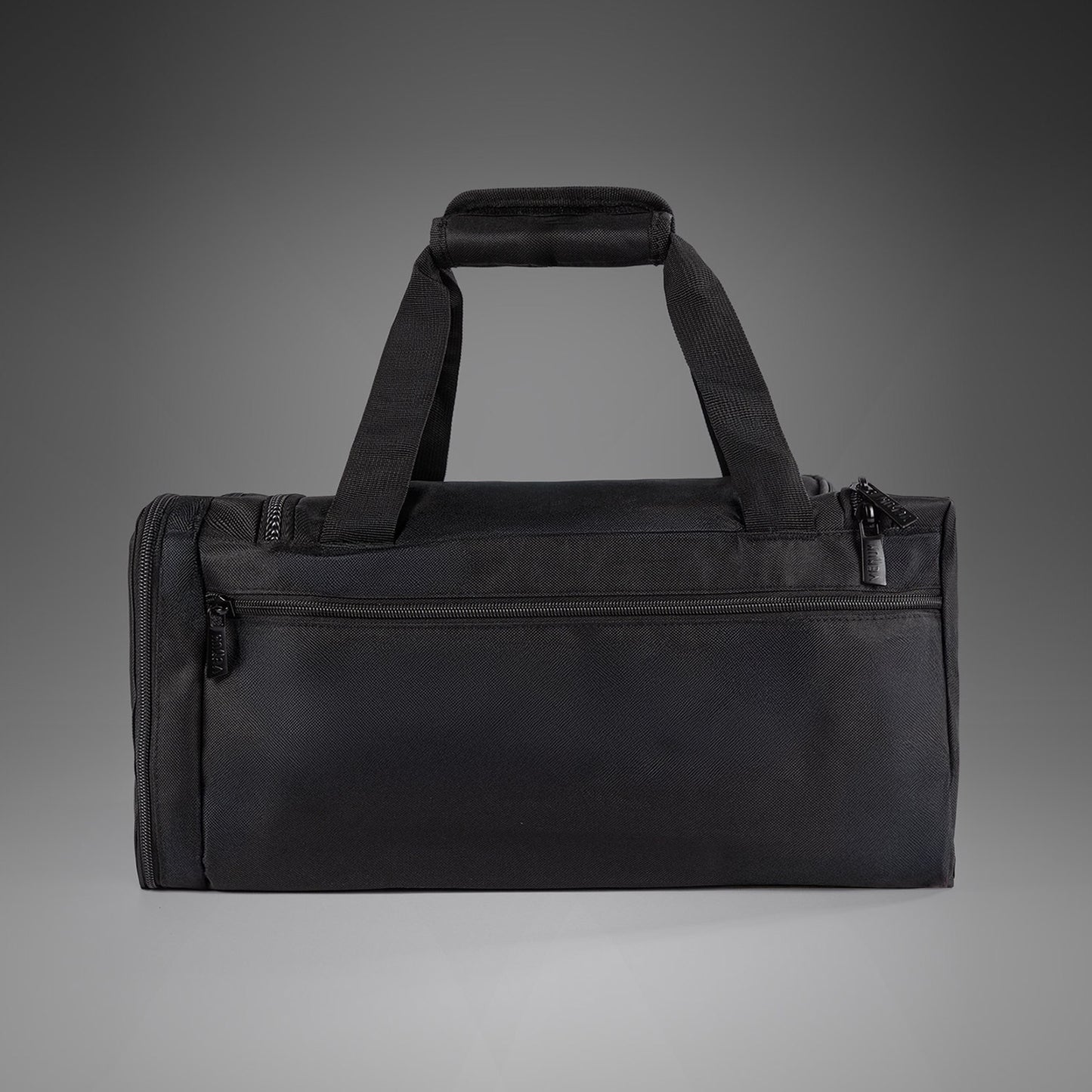 Спортивная сумка Venum Essential (37L) - черная