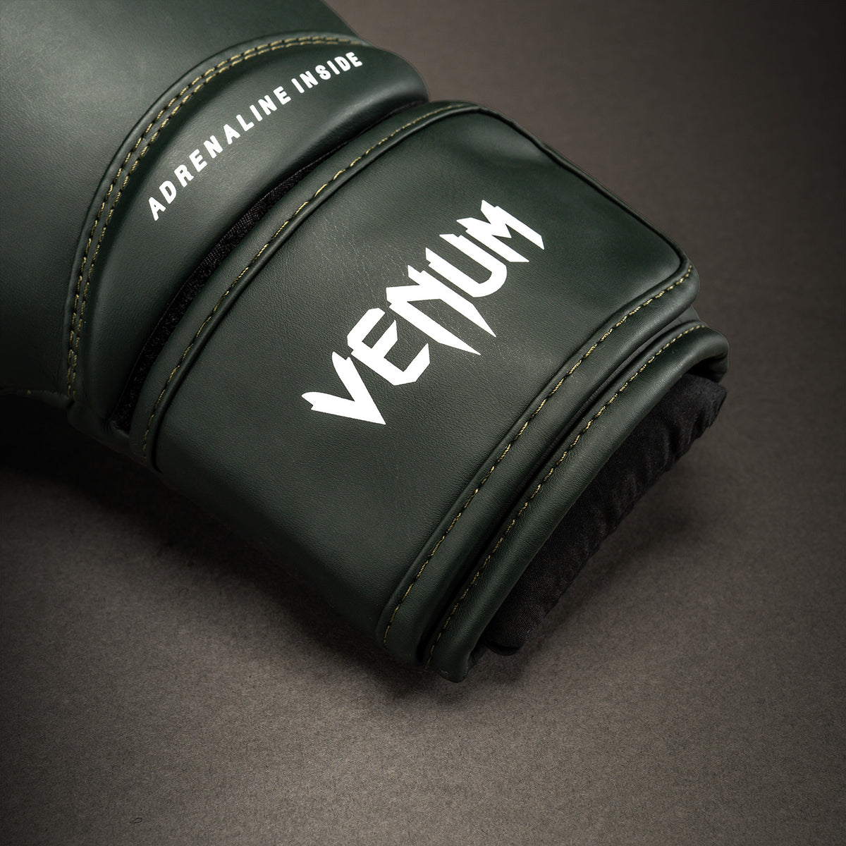 Боксерские перчатки Venum Contender 1.5 - Зеленый/Белый