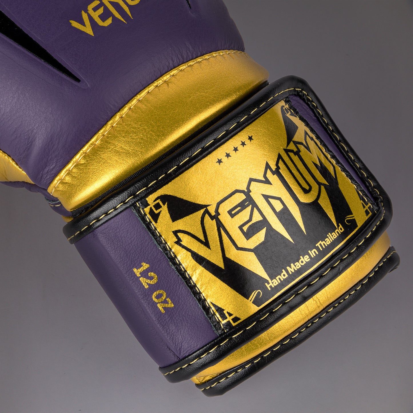 Venum Giant 3.0 Боксерские перчатки - темно-фиолетовый/золотой - Специальное издание