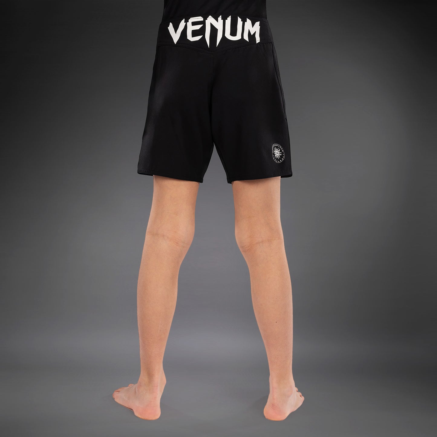 Venum Light Детские бойцовские шорты - черный