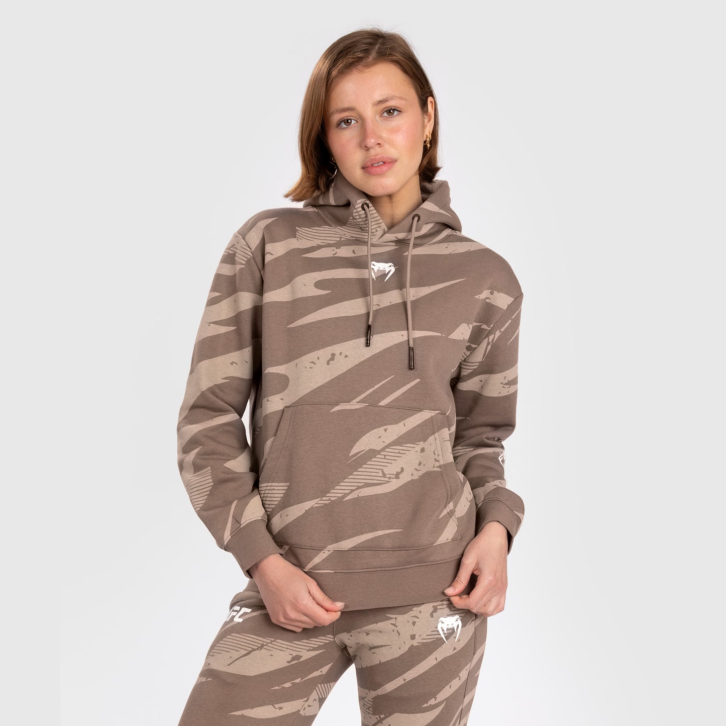 Женская Толстовка С Капюшоном UFC Adrenaline By Venum Fight Week - Desert Camo