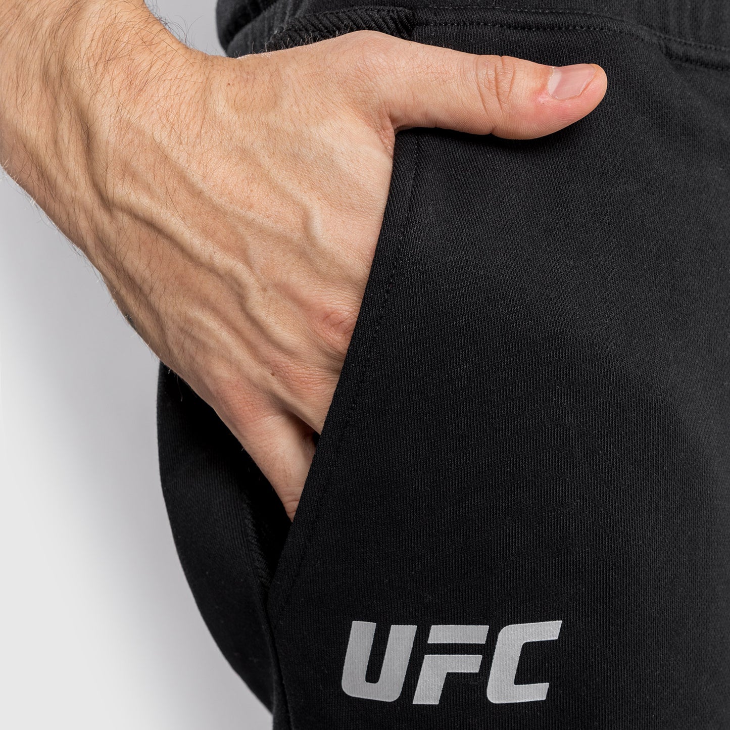 Мужские шорты 2.0 Venum UFC Authentic Fight Week – Чёрный/Красный