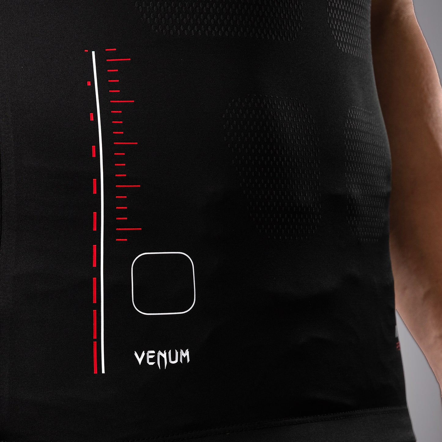 Venum Tactical XT Мужская рашгарда без рукавов - черный/огненно-красный