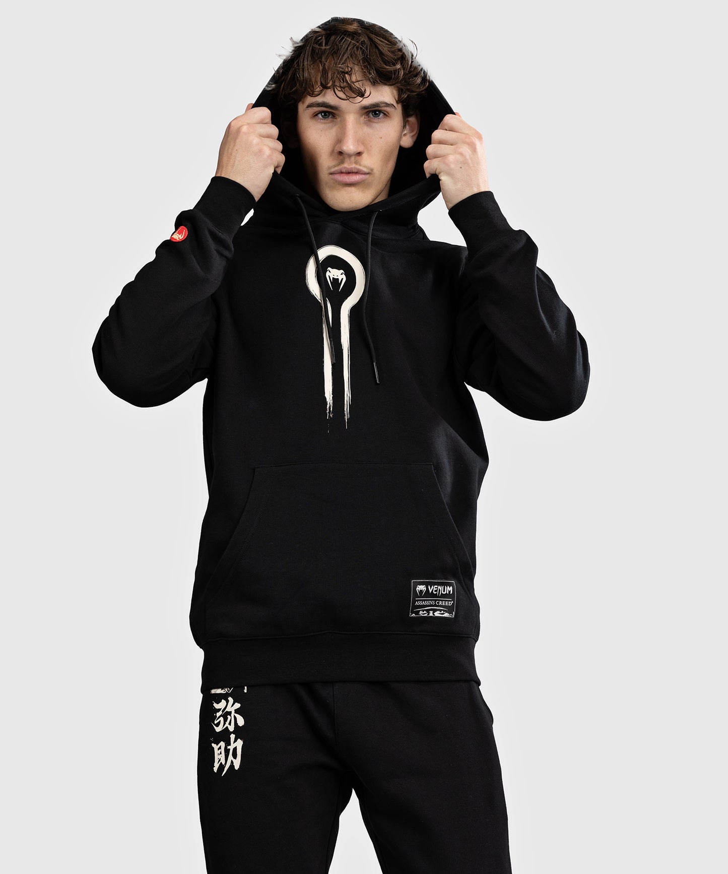 Venum x Assassin’s Creed Shadows Толстовка - черный