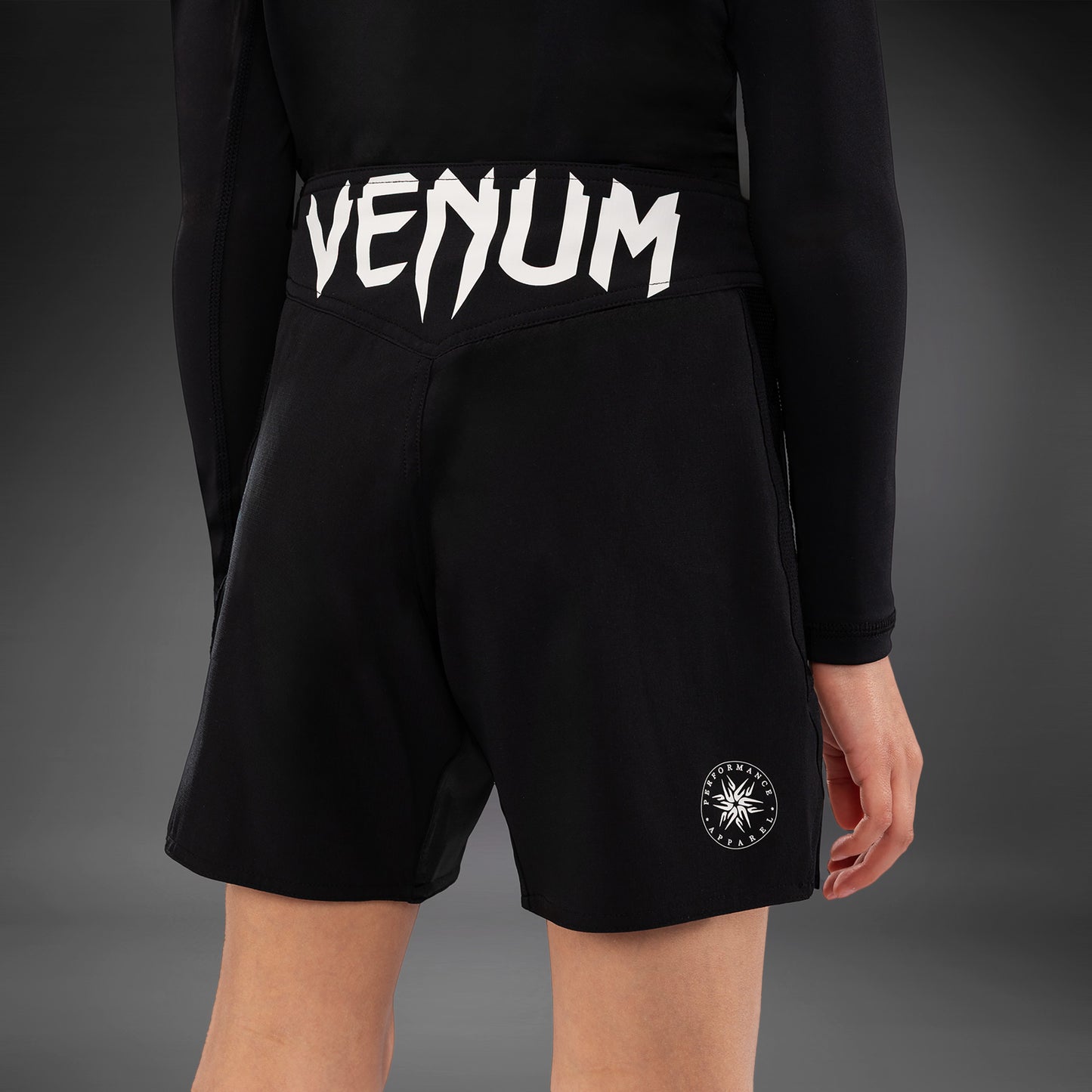 Venum Light Детские бойцовские шорты - черный