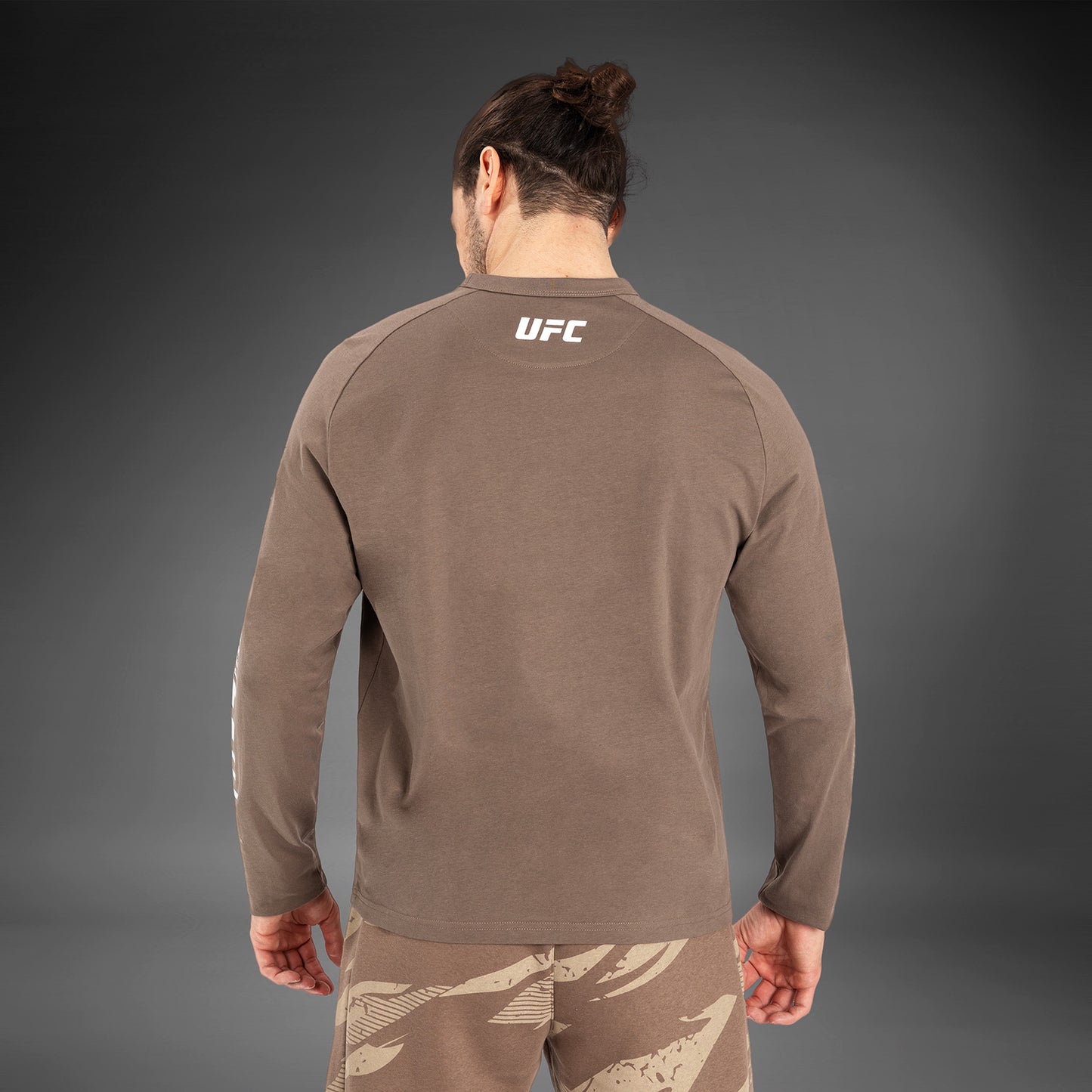 Мужская Футболка С Длинным Рукавом UFC Adrenaline By Venum Fight Week - Bronze