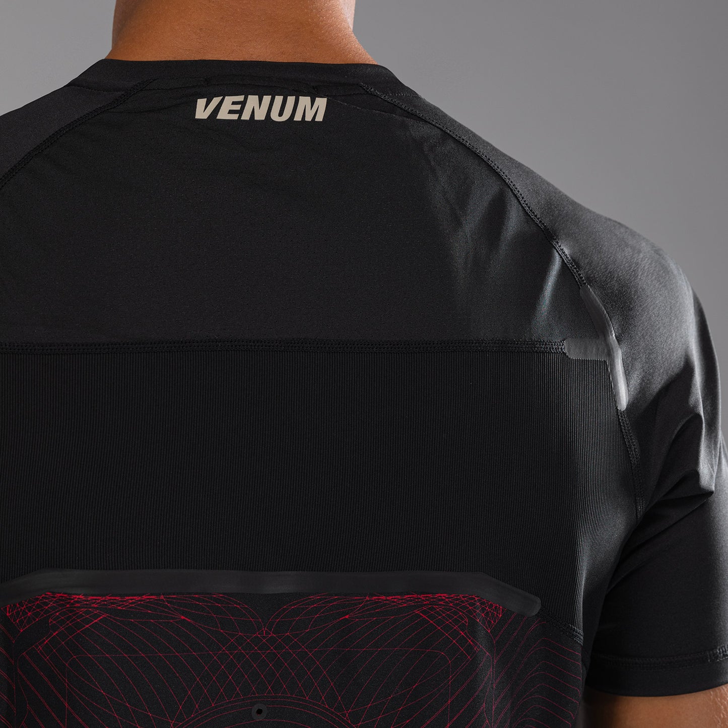 Футболка для мужчин Venum G-Fit Air Dry-Tech - Глубокий черный / Огненно-красный