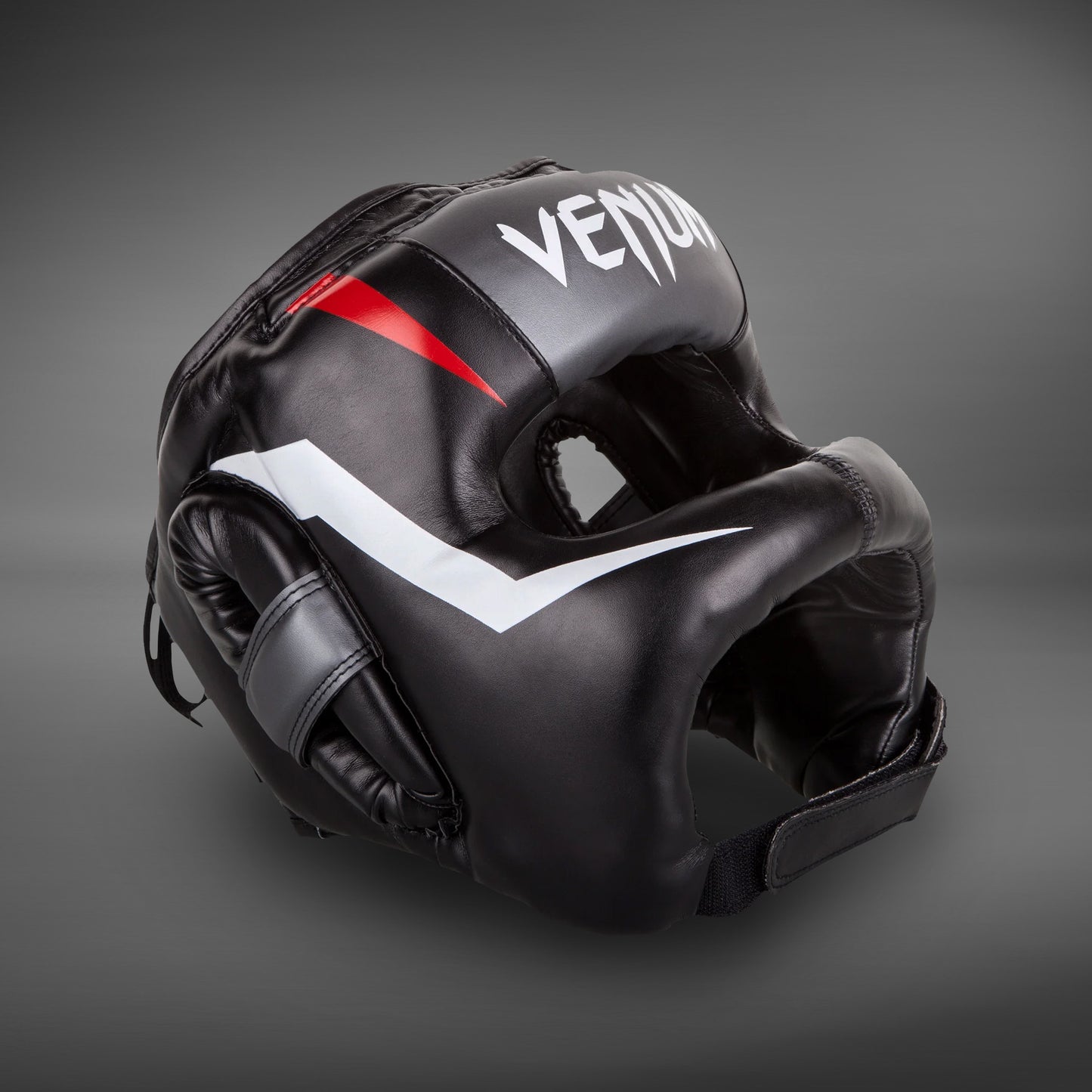 Боксерский шлем - черный Venum Elite Iron