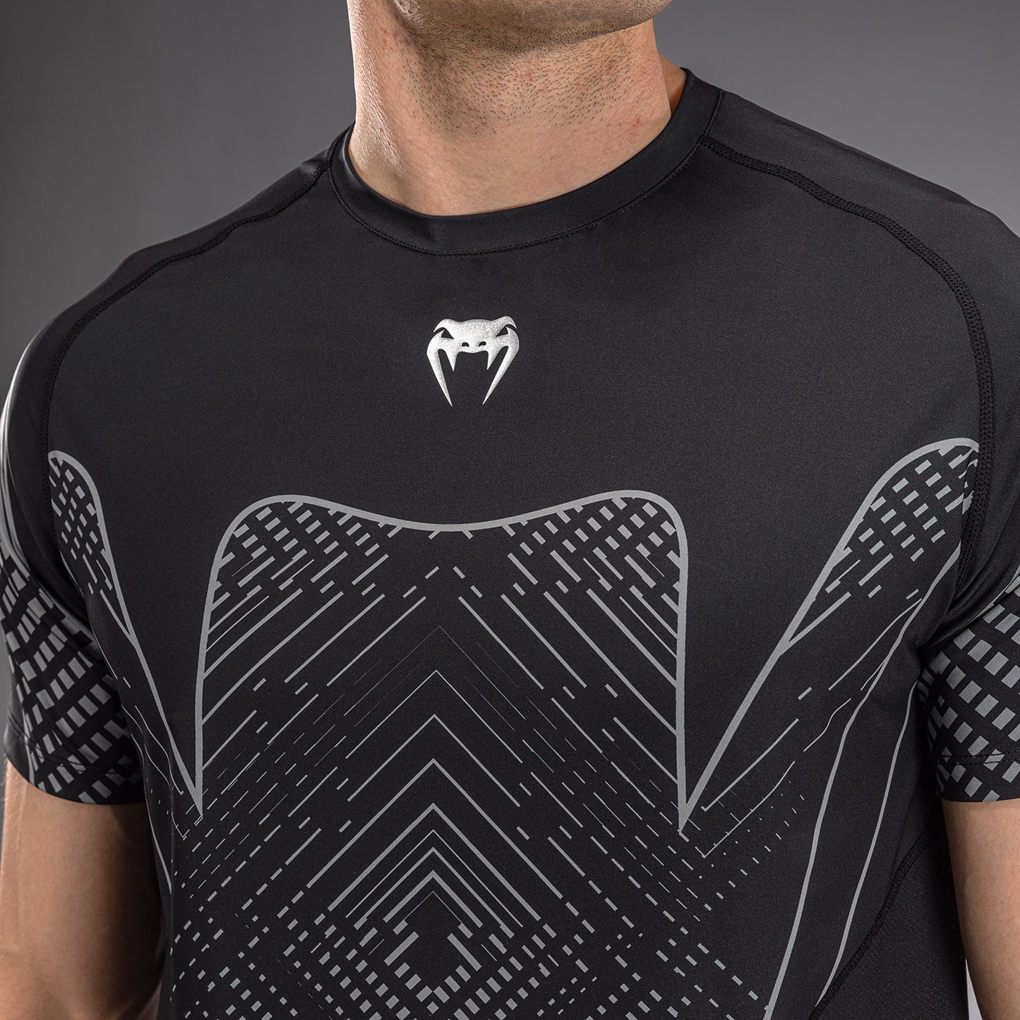 Футболка Dry Tech Venum Midnight Fury – Чёрный/Серый/Серебристый