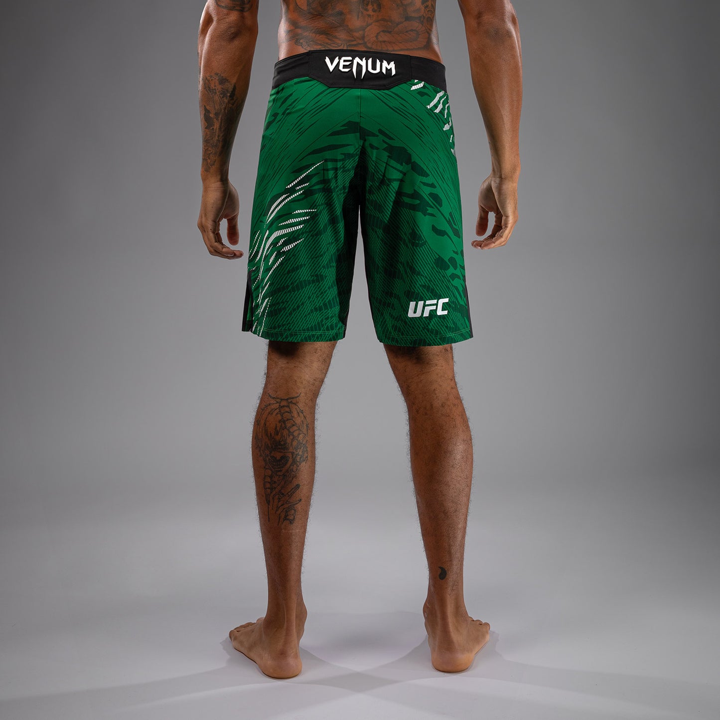 Шорты UFC Fusion by Venum Authentic Fight Night для мужчин - Длинный крой - Green