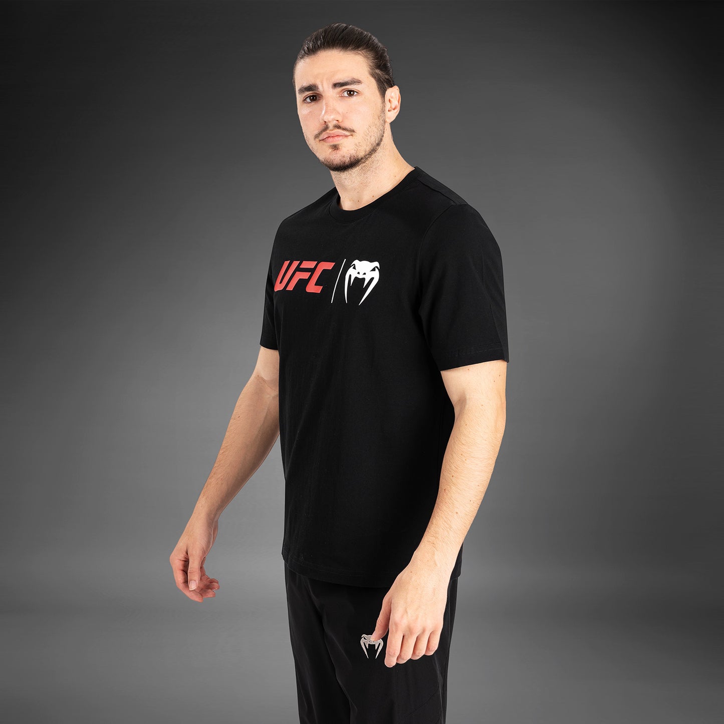 Футболка UFC Venum Classic - черный/красный