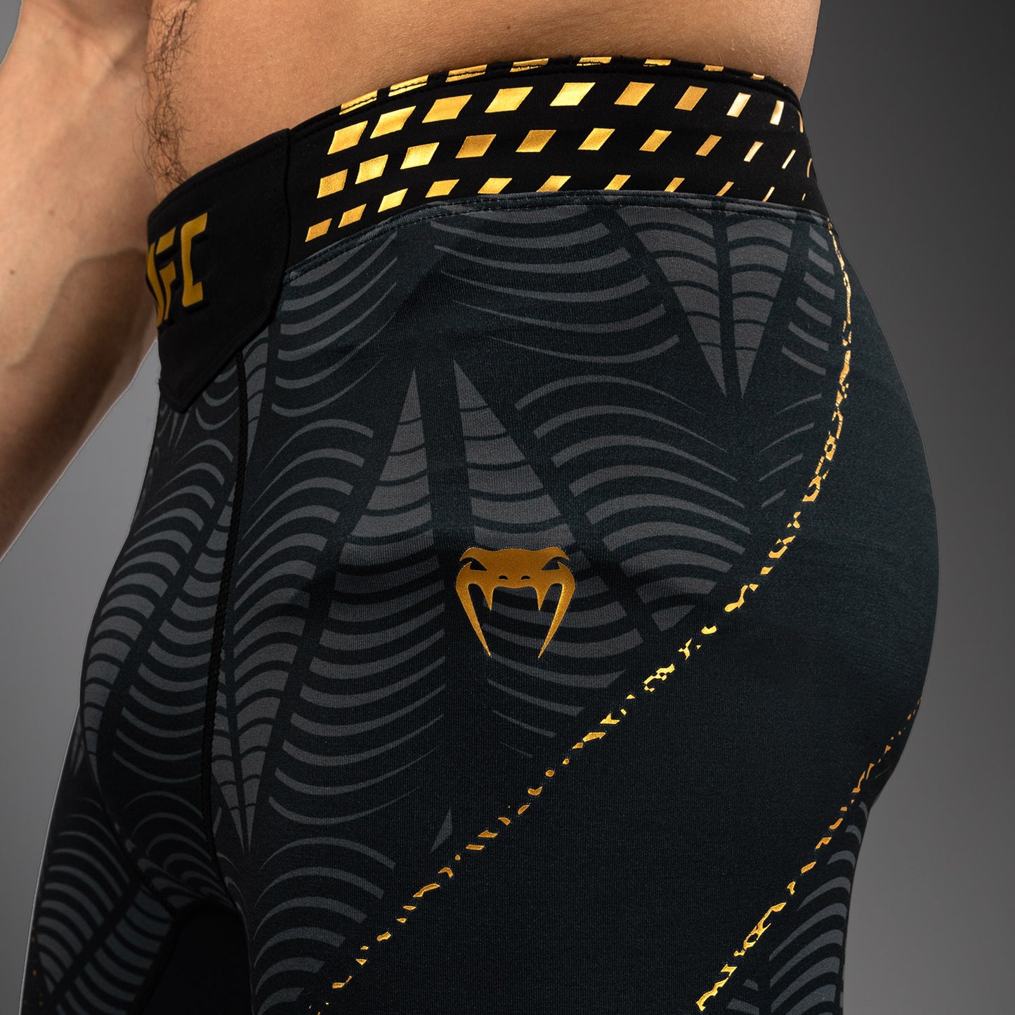 UFC Zenith by Venum Authentic Fight Night Шорты Vale Tudo Мужские - Champion