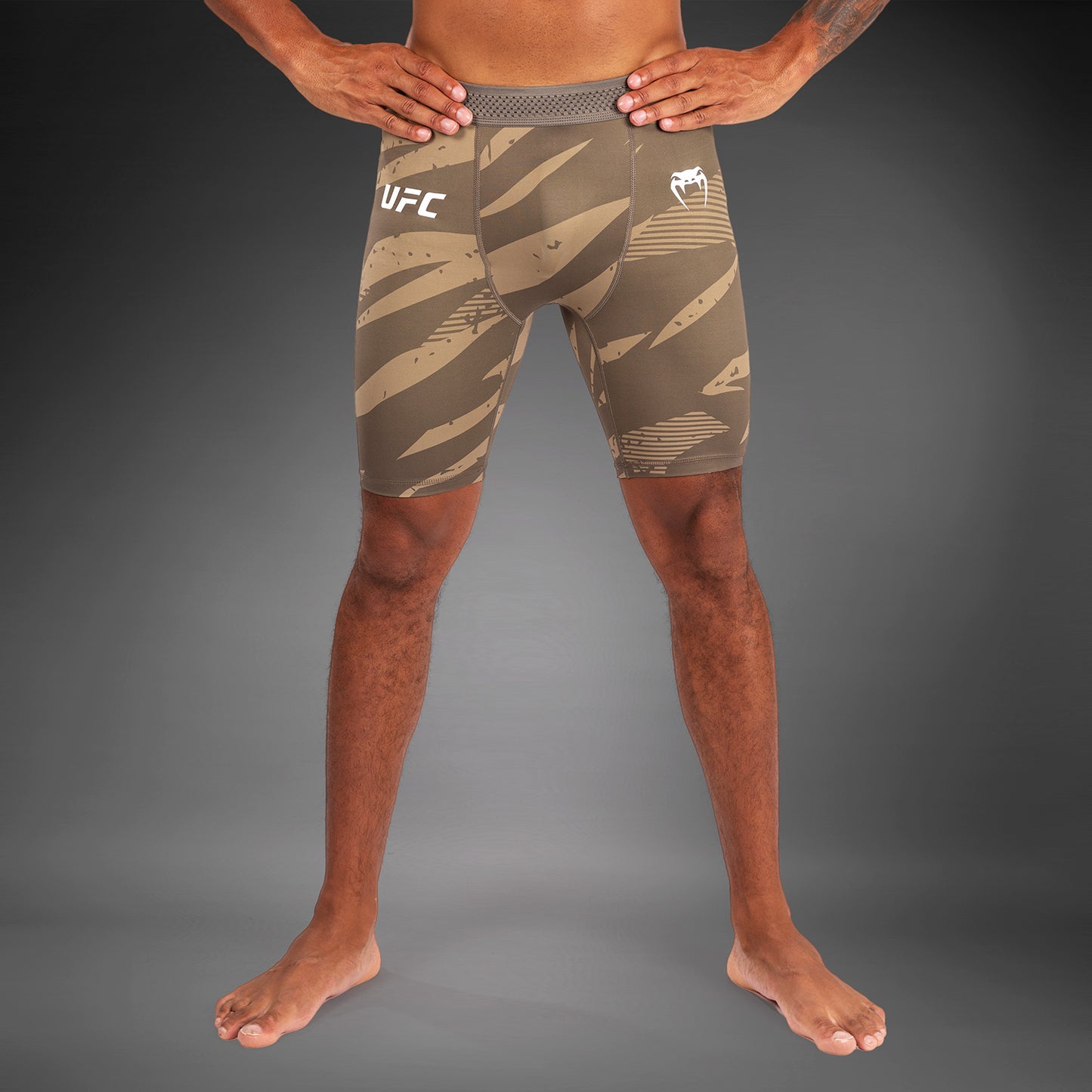 Мужская Долина Тудо Коротко UFC Adrenaline By Venum Fight Week - Desert Camo
