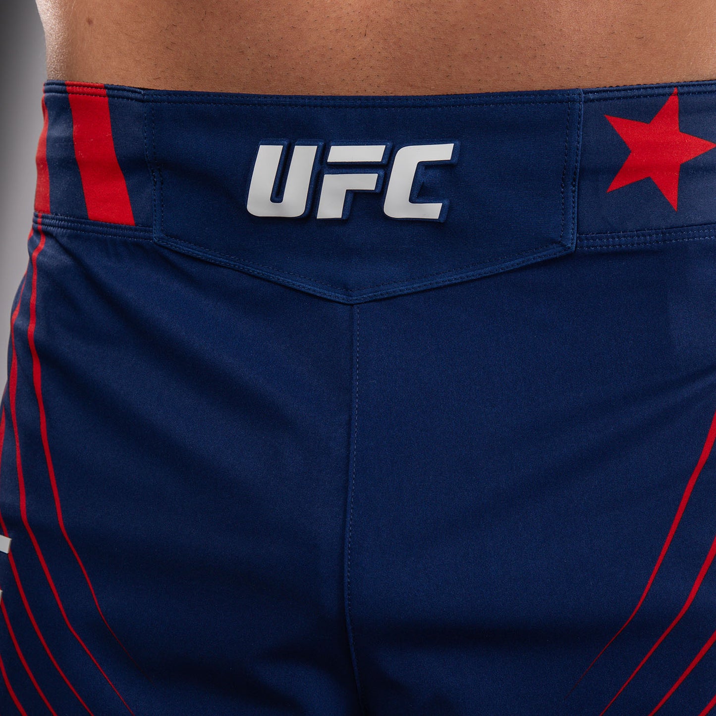 Official UFC Freedom 250 by Venum Authentic Fight Night Бойцовские шорты короткого кроя для мужчин - Синий