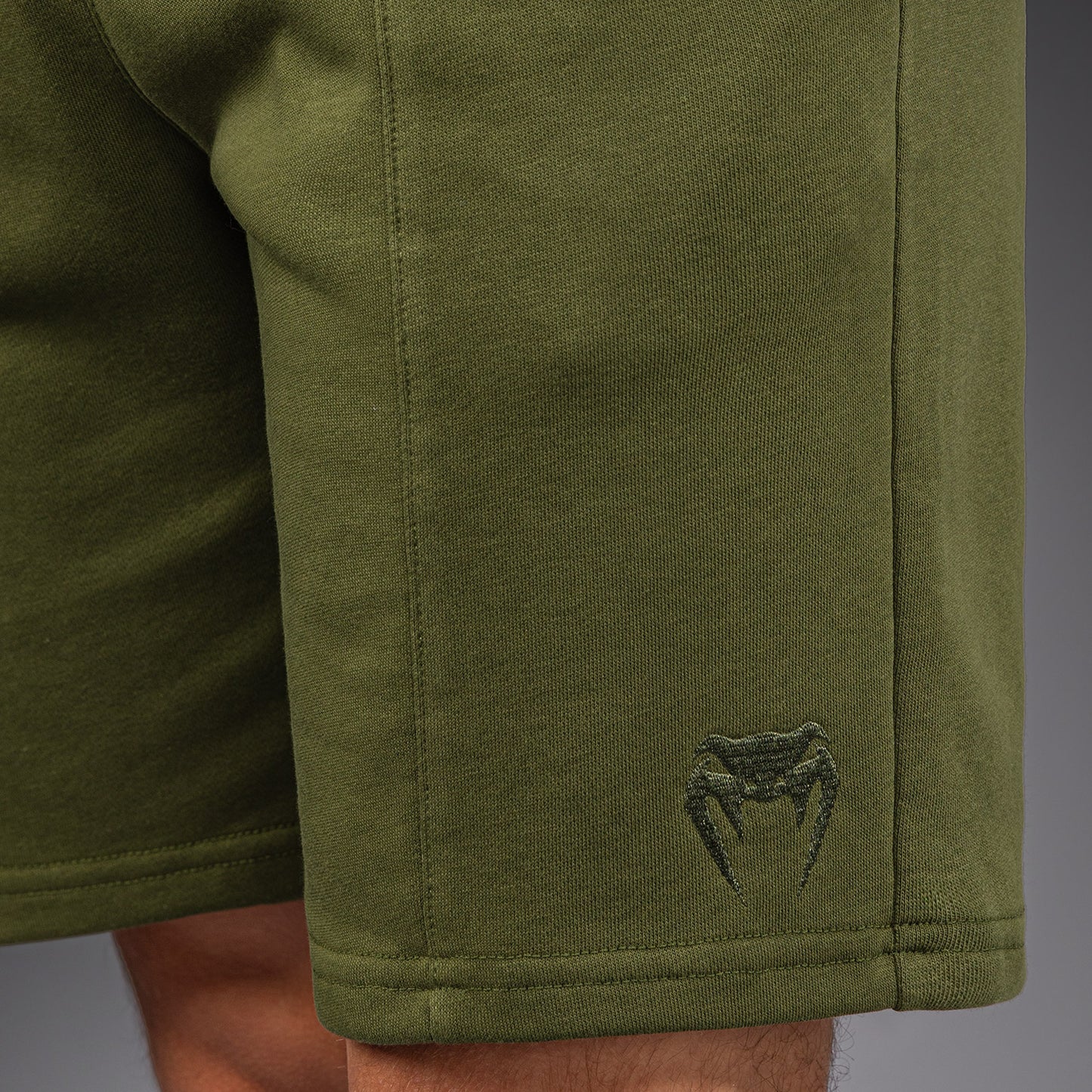 Хлопковые шорты Venum Classic Fleece – Хаки