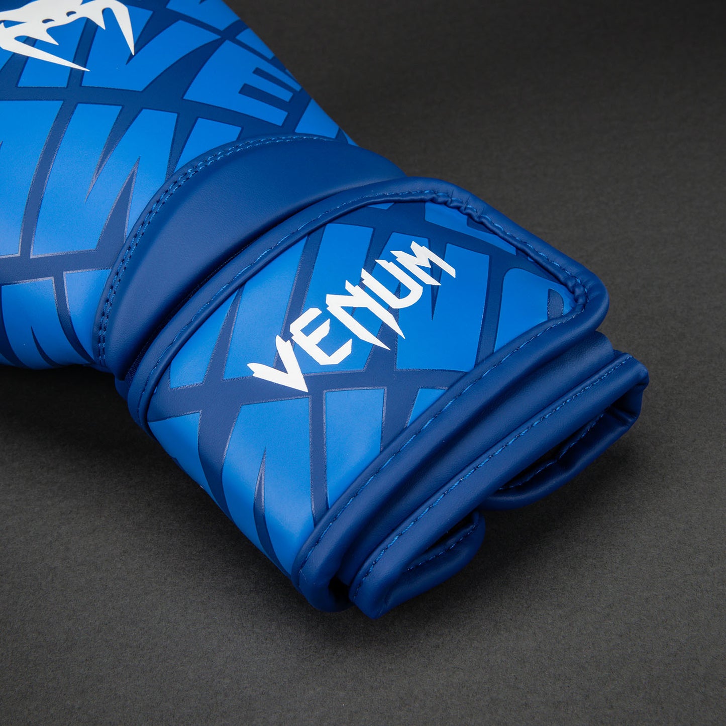 Боксерские перчатки Venum Contender 1.5 XT 3D – Королевский синий/Белый
