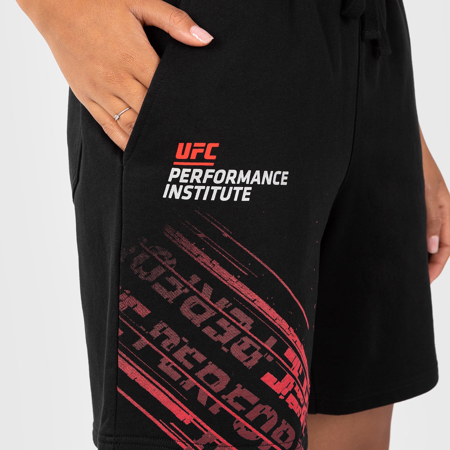 Женские хлопковые шорты UFC Performance Institute 2.0 - Черный/Красный