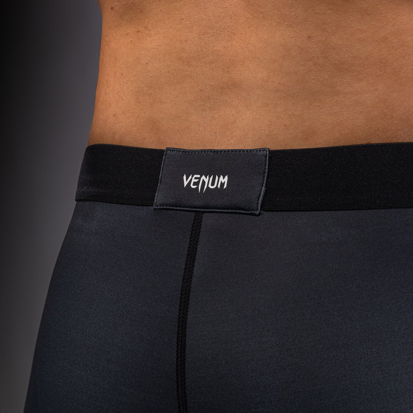 Компрессионные шорты Venum Streamline Vale Tudo – Чёрный/Белый