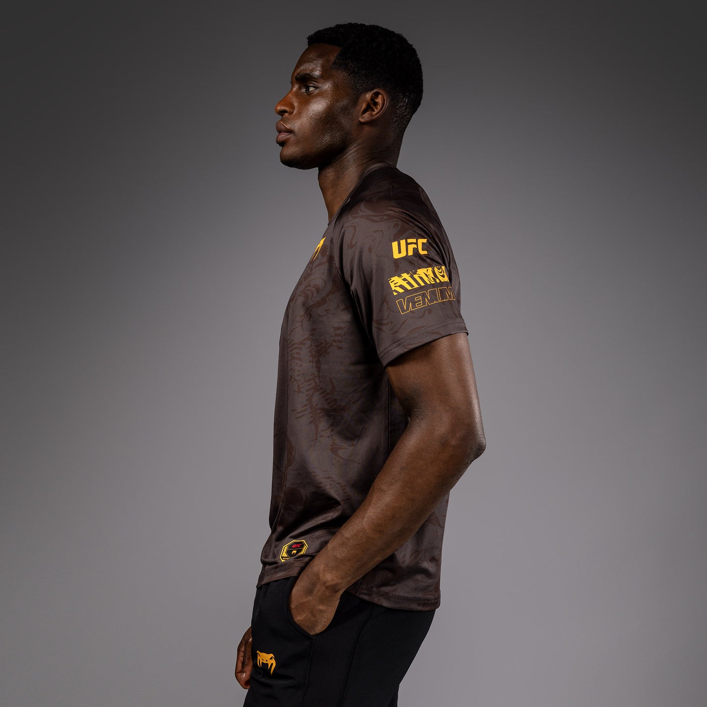 Футболка UFC Fusion by Venum Fight Week Dry-Tech для мужчин - Earthen Brown