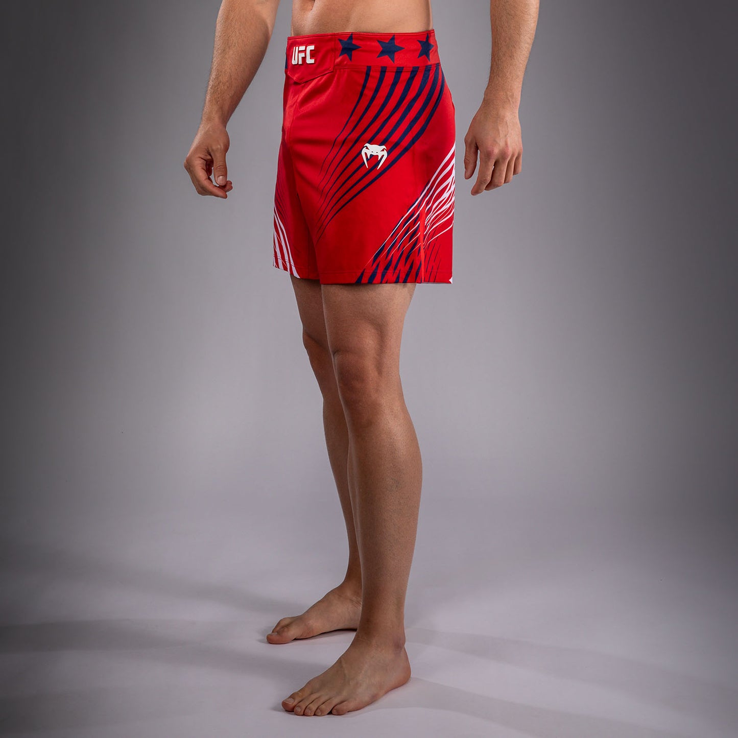 Official UFC Freedom 250 by Venum Authentic Fight Night Бойцовские шорты короткого кроя для мужчин - Красный