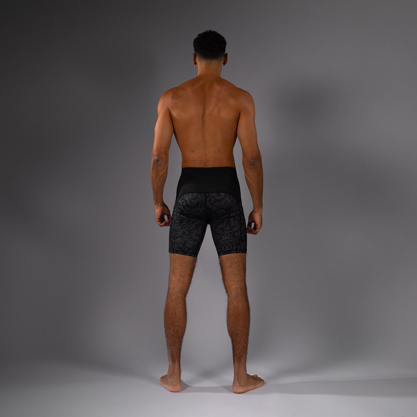 Venum x Topuria Unmatched Edition Шорты Vale Tudo - Черный/Золотой