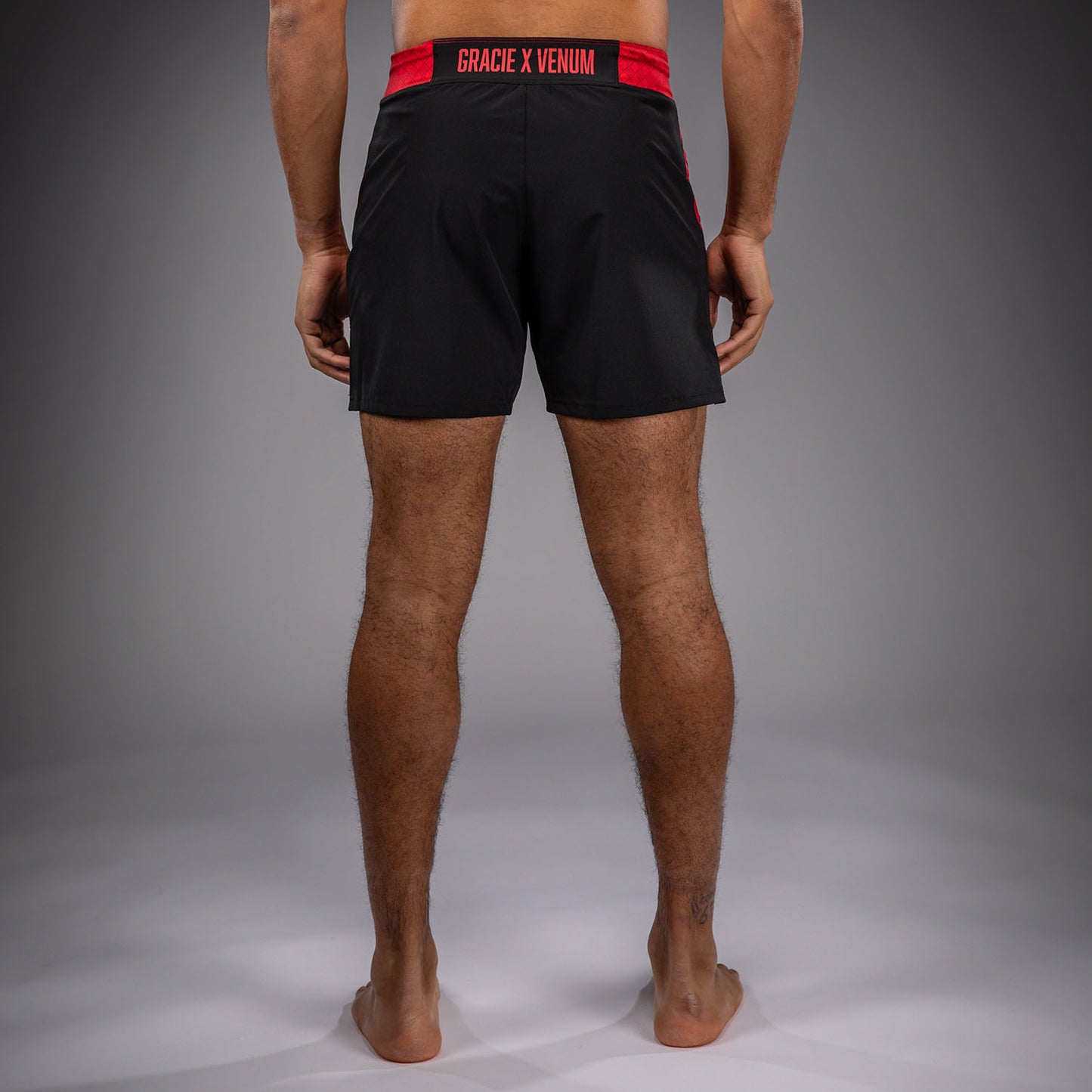 Файтшорты Venum x Roger Gracie Signature - Чёрный/Красный