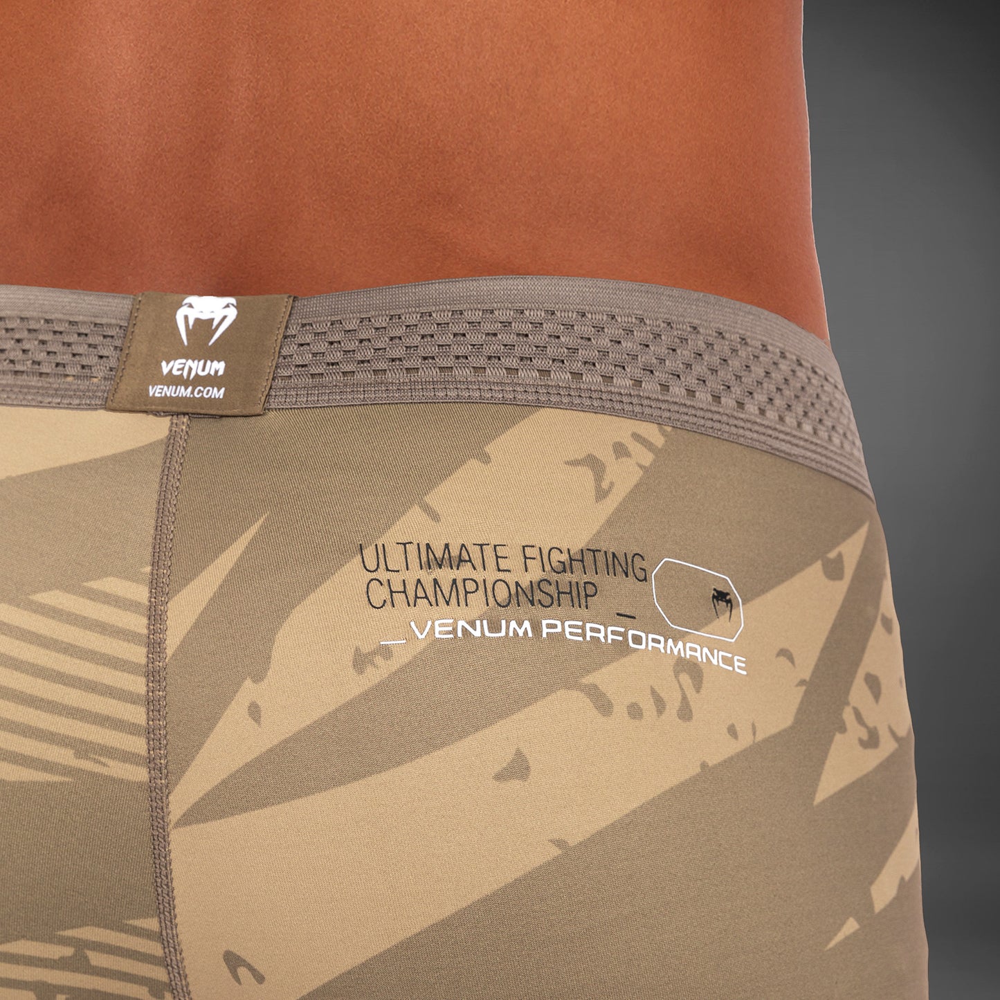 Мужская Долина Тудо Коротко UFC Adrenaline By Venum Fight Week - Desert Camo