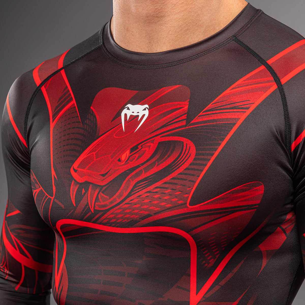 Рашгард с длинным рукавом Venum Crimson Viper 2.0 - Черный/Красный