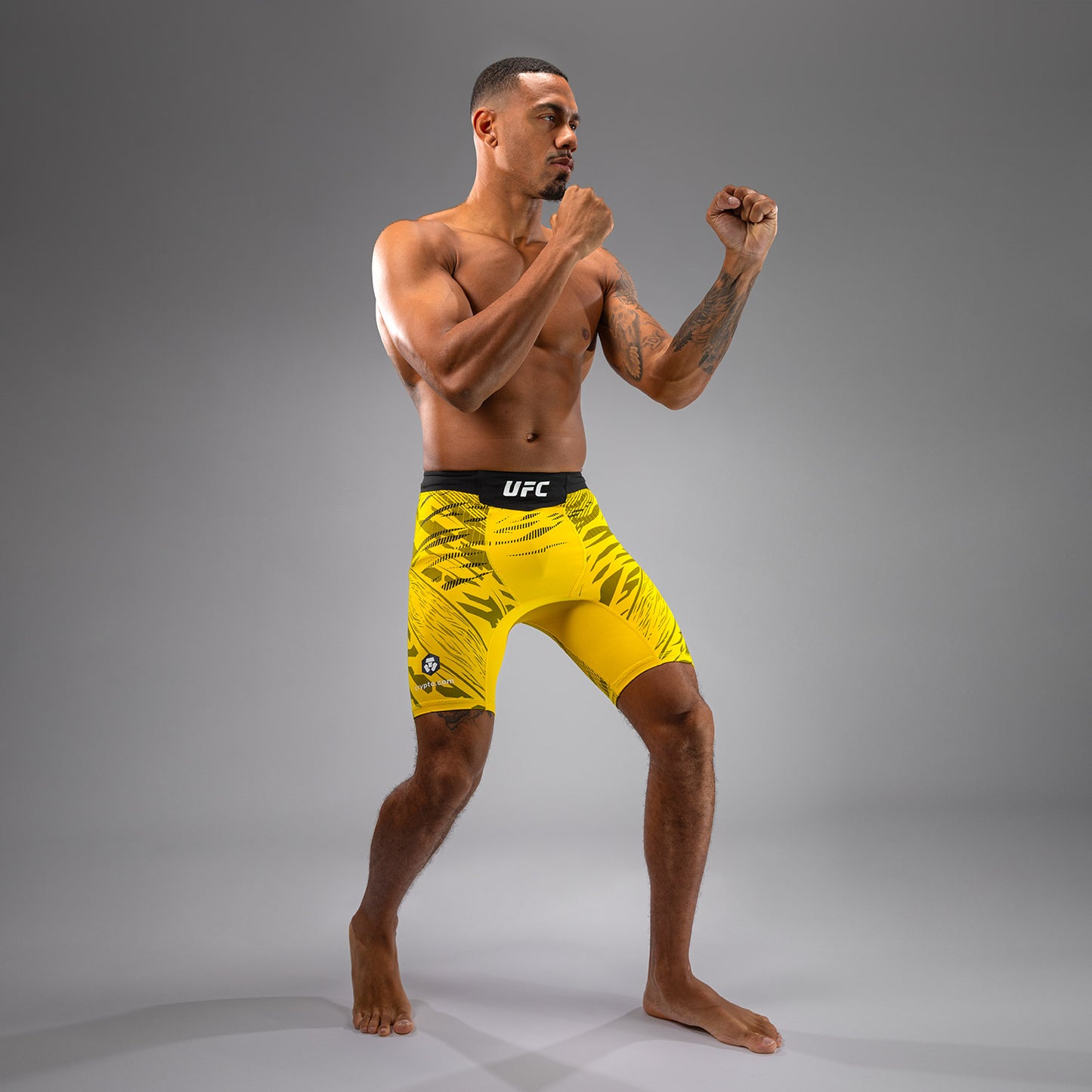 Шорты Vale Tudo UFC Fusion by Venum Authentic Fight Night для мужчин - Yellow