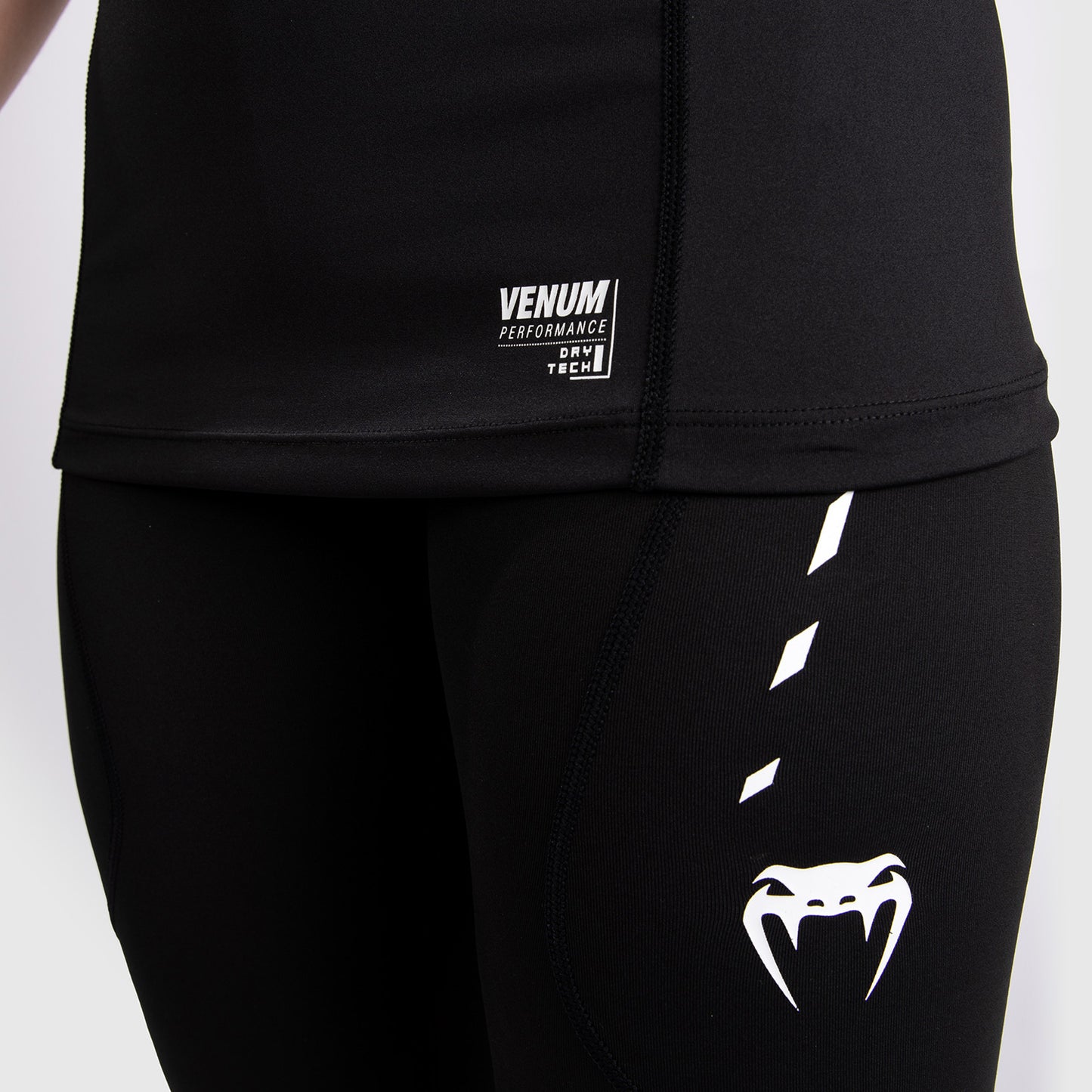 Женская Футболка Dry-Tech Venum Adrenaline - Purple