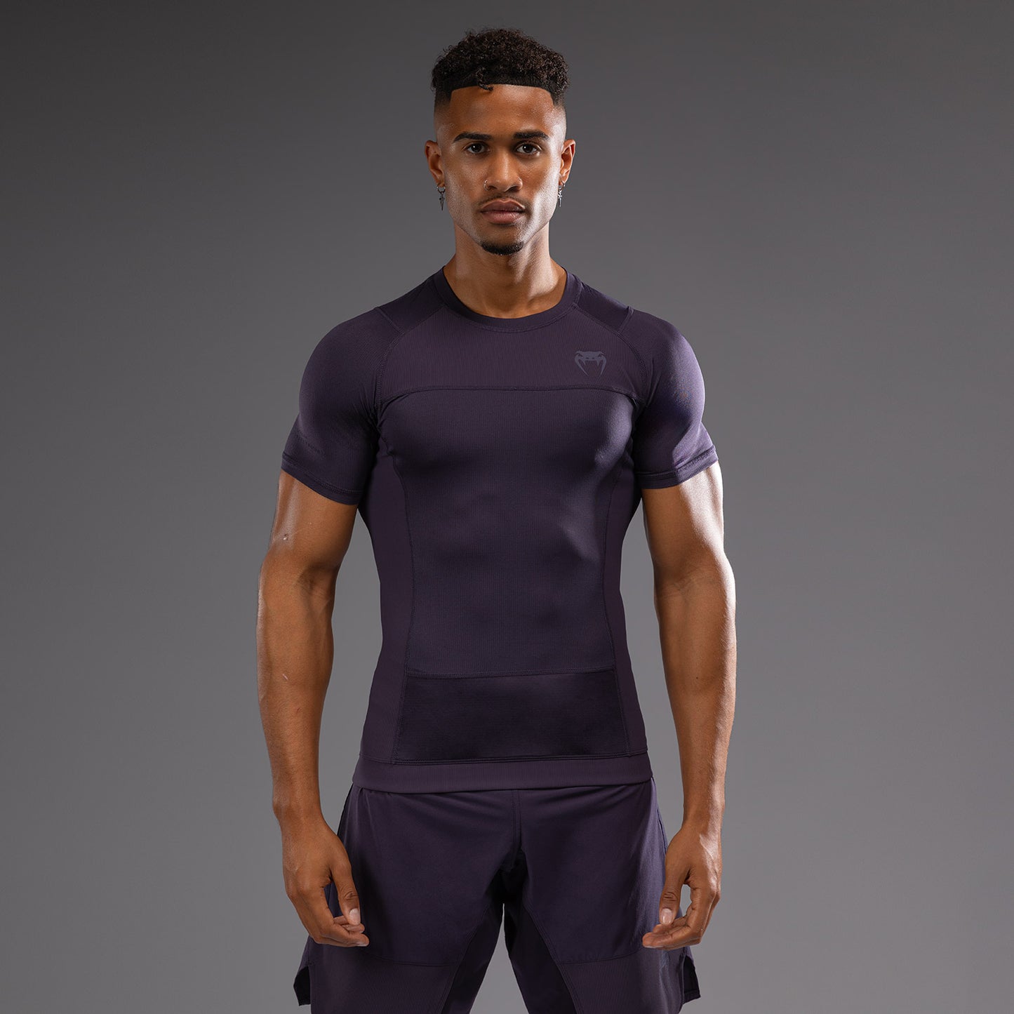 Короткий рукав Rashguard для мужчин Venum G-Fit Air - Глубокий фиолетовый